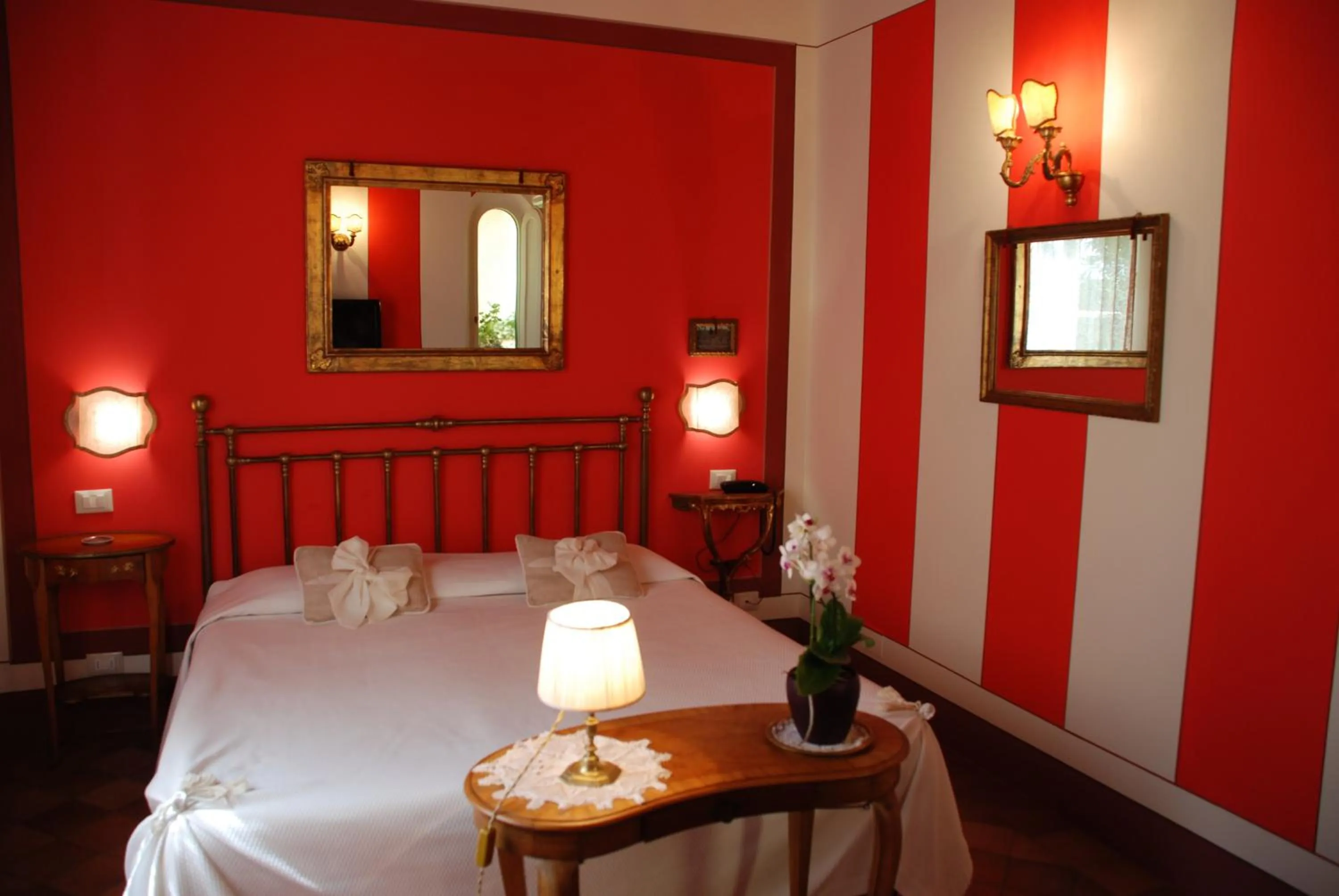 Bed in Il Rondò Boutique Hotel
