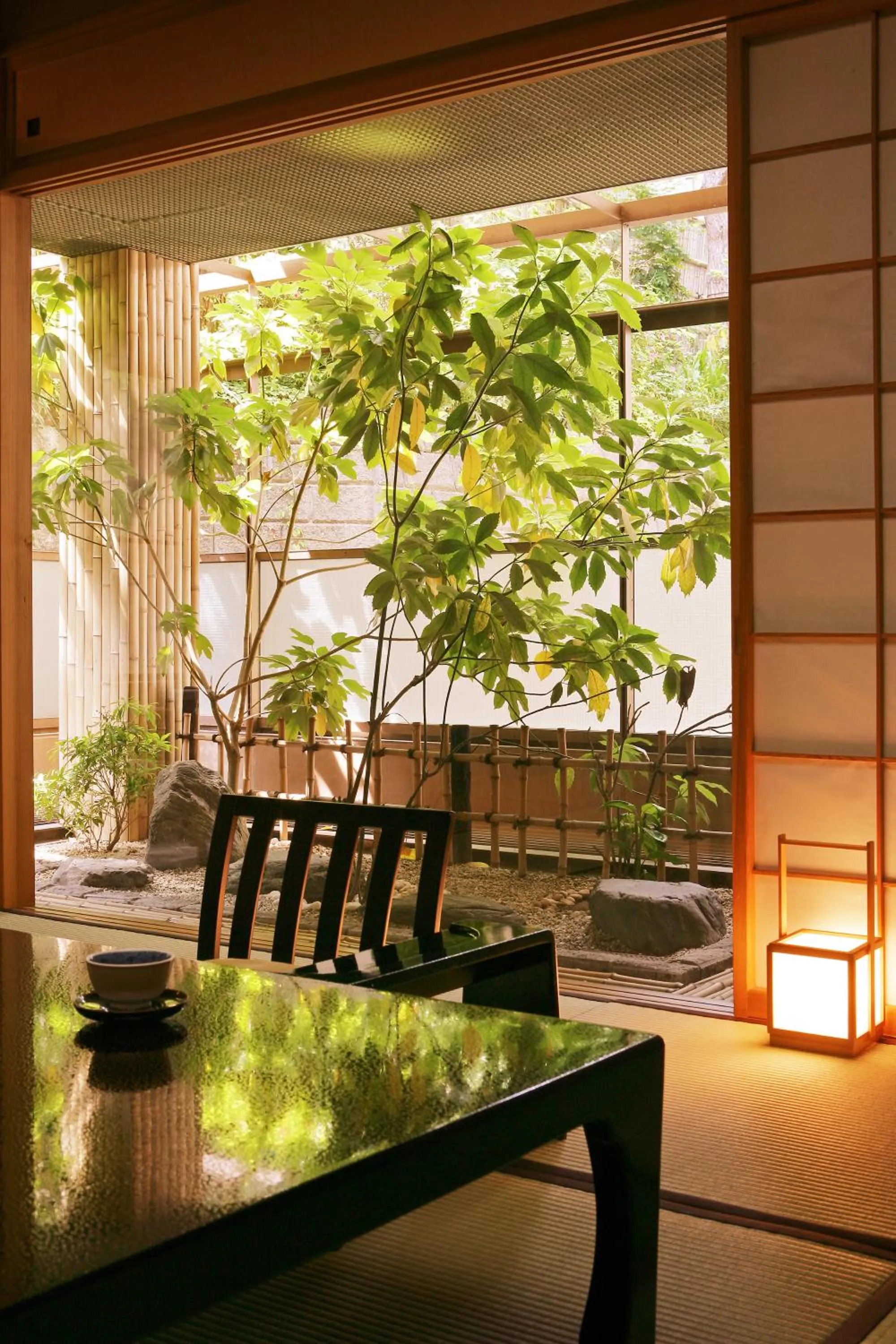 Photo of the whole room in Hayamakan