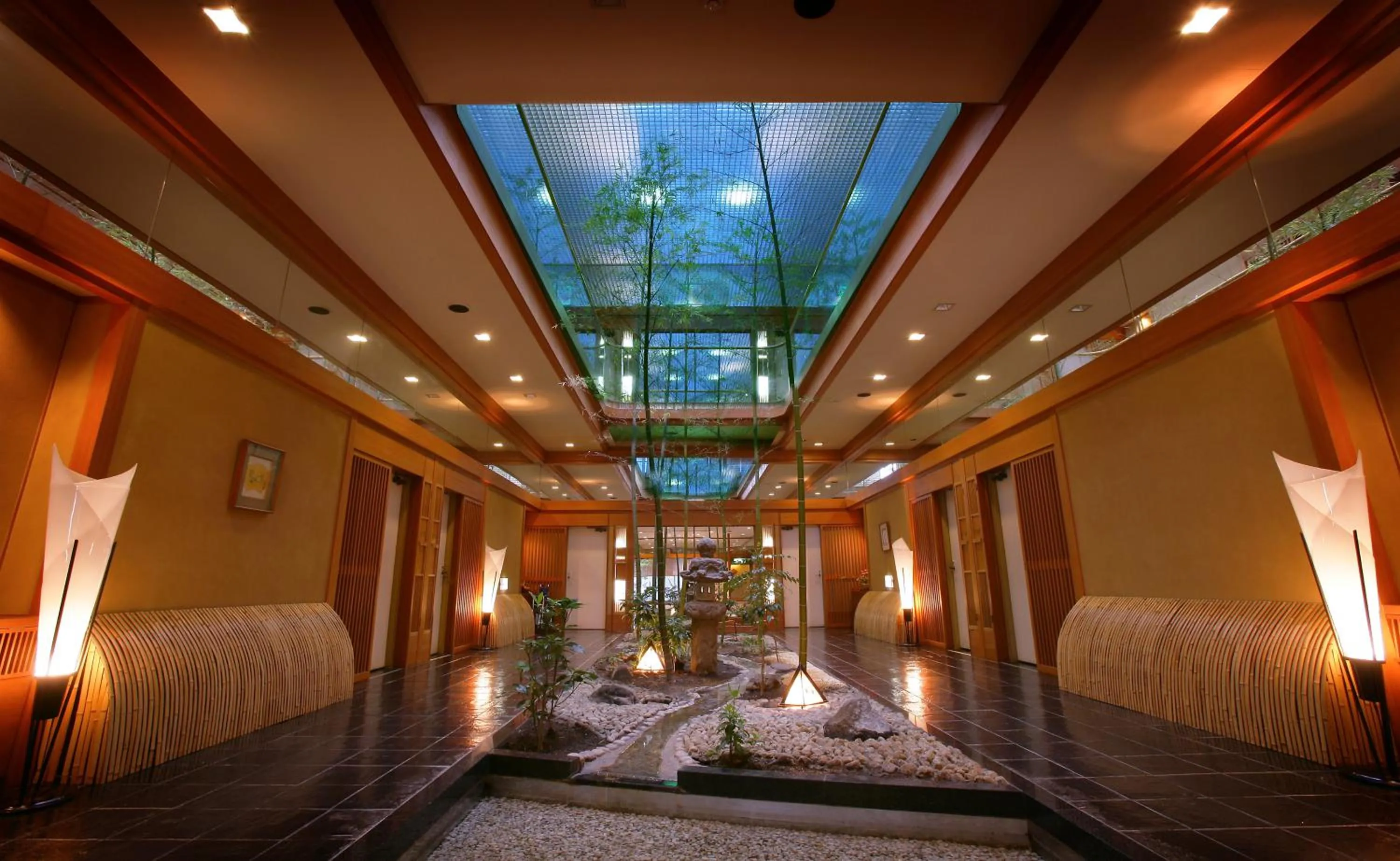 Photo of the whole room in Hayamakan