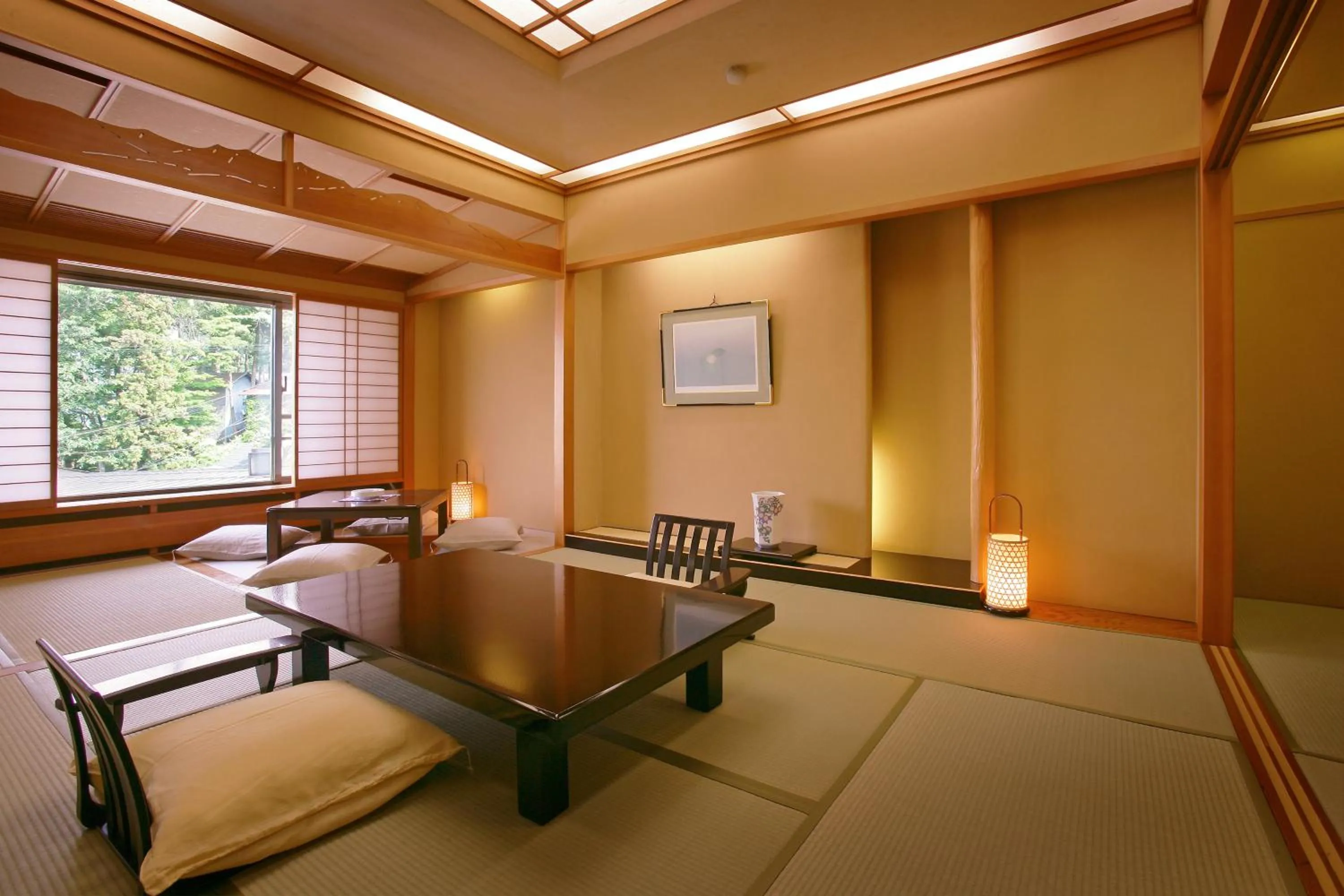 Photo of the whole room in Hayamakan