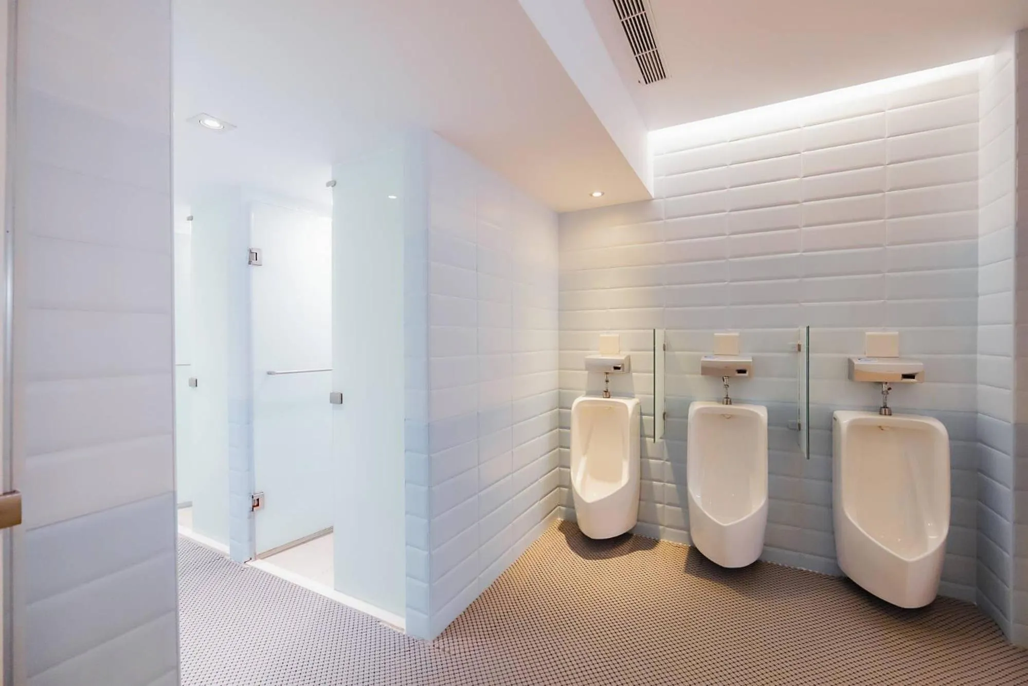 Toilet in 苓旅松山館 Lininn Tapei Arena