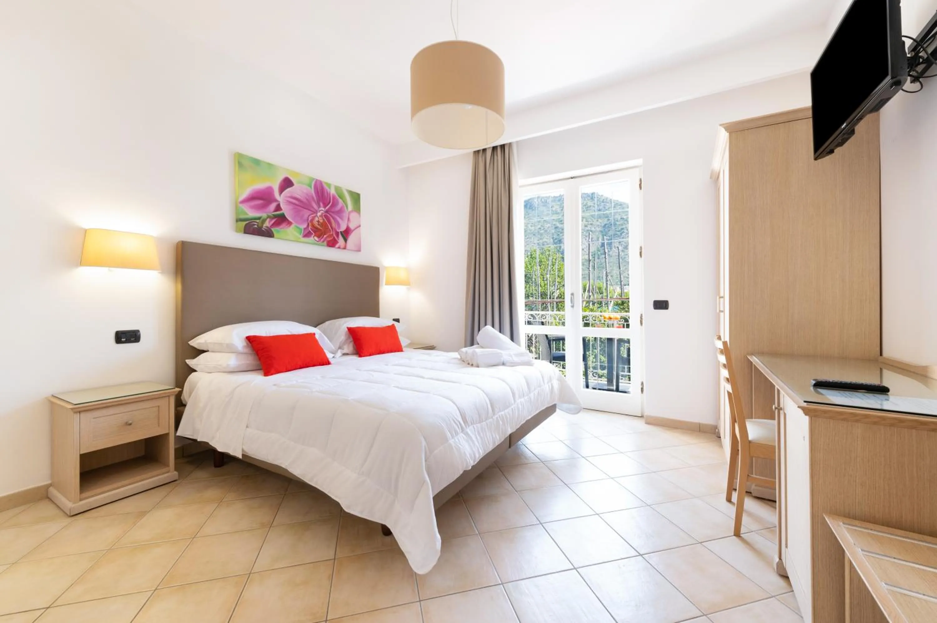 Balcony/Terrace, Bed in Villa Francesca Relais