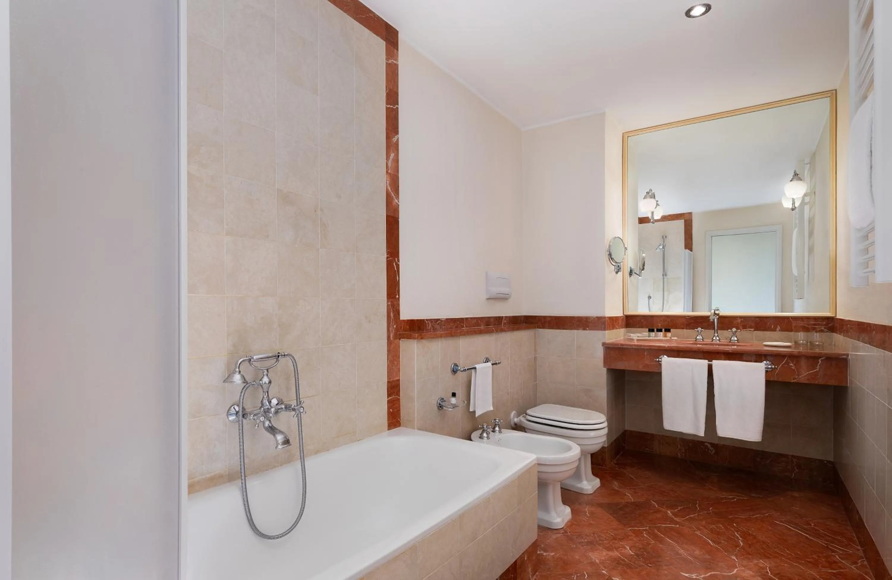 Bathroom in Sina Villa Matilde