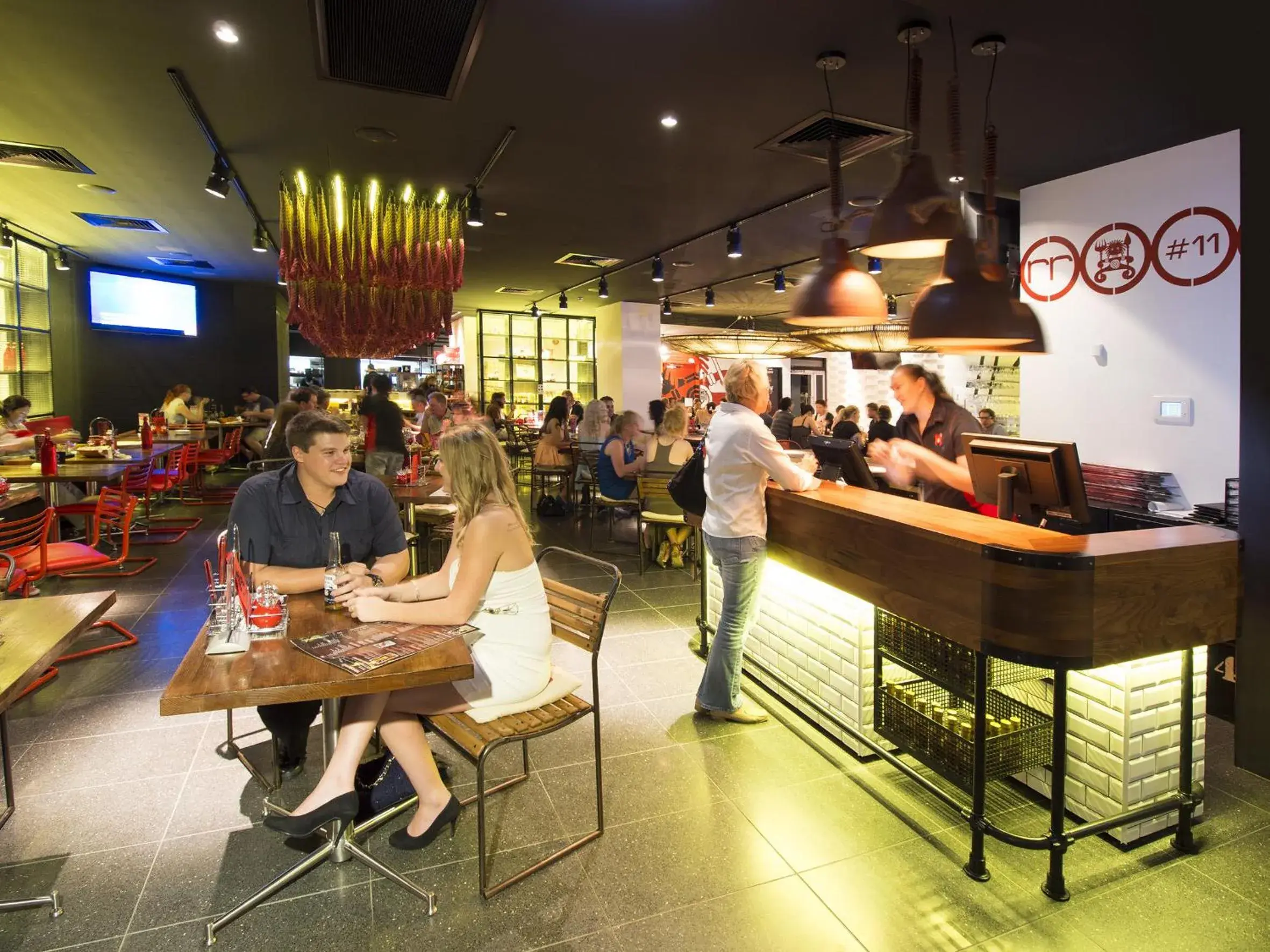 Restaurant/places to eat in Oaks Gladstone Grand Hotel Restaurant/places to eat in Oaks Gladstone Grand Hotel