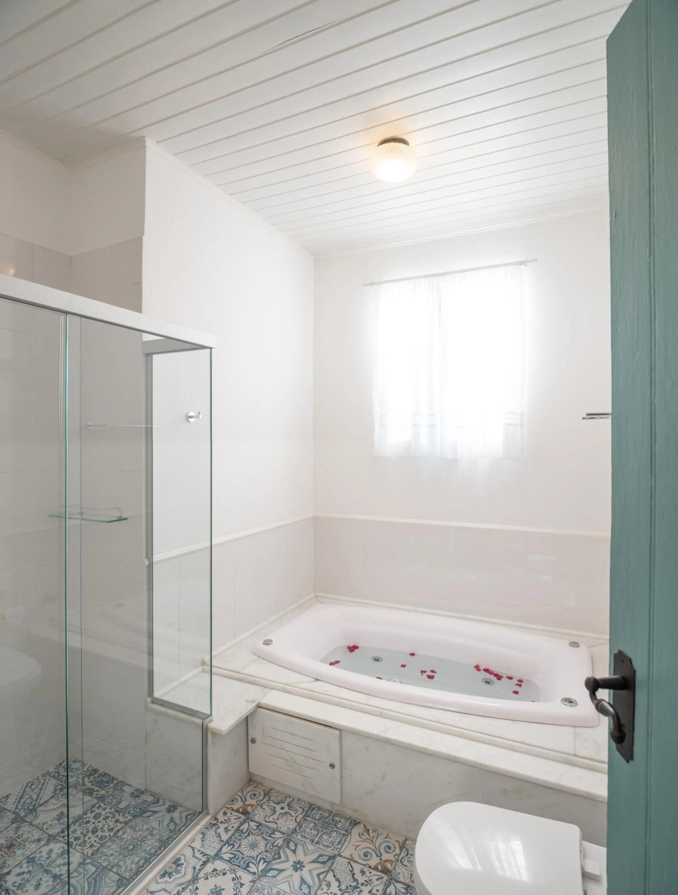 Hot Tub in Limoeiro da Concórdia Hotel Fazenda de Charme