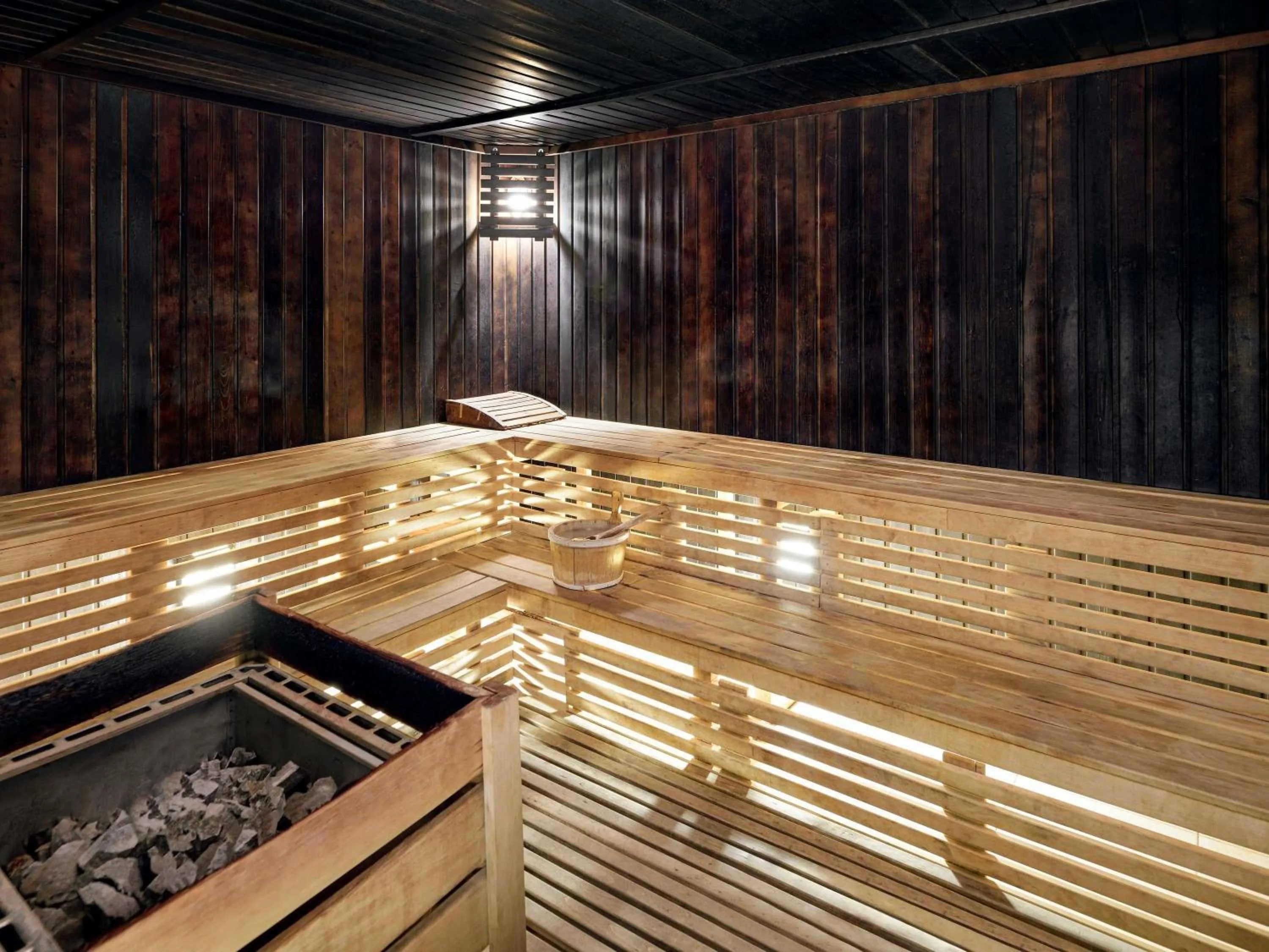 Spa and wellness centre/facilities in Mövenpick Hotel Karachi