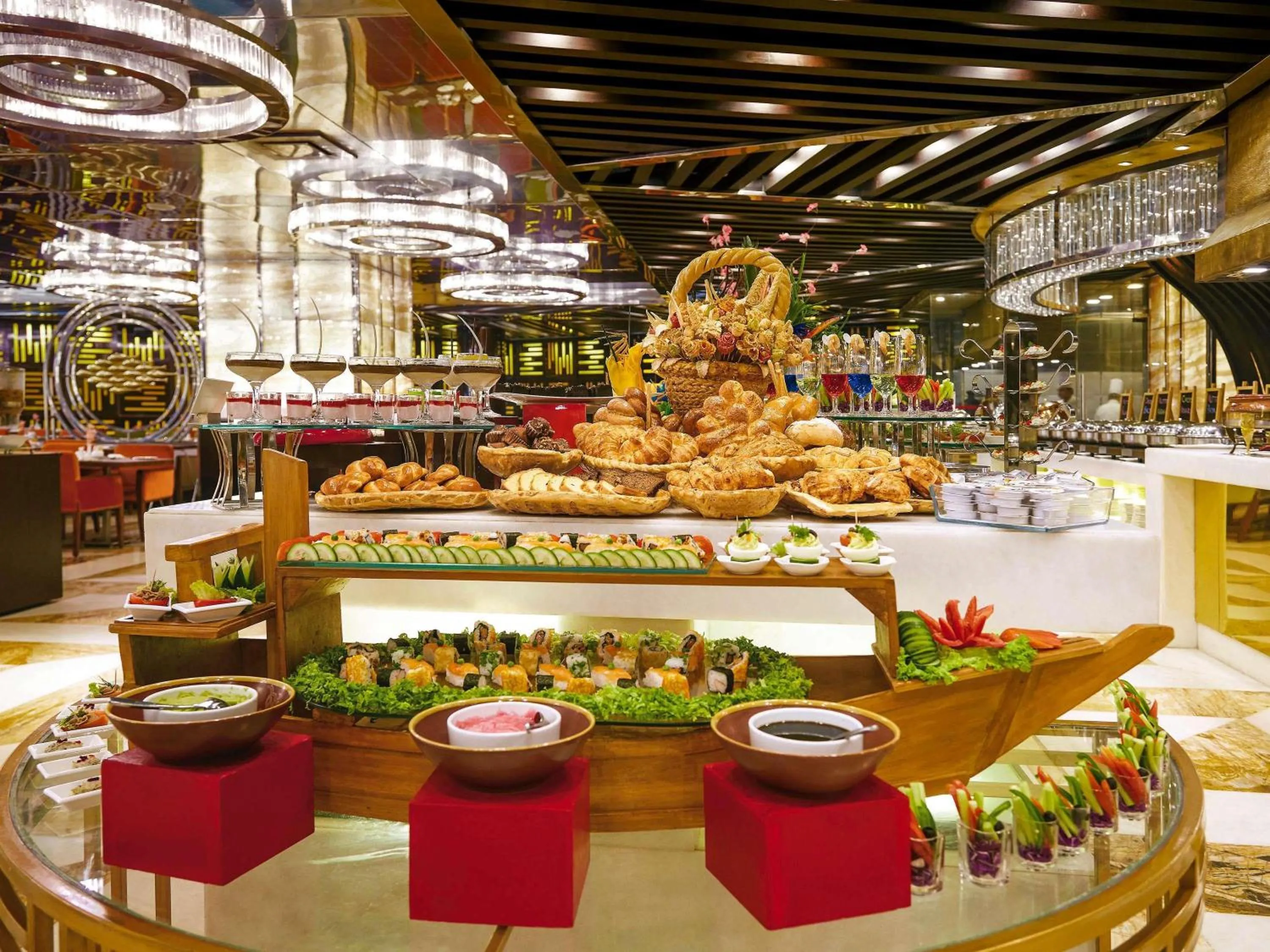 Restaurant/places to eat in Mövenpick Hotel Karachi