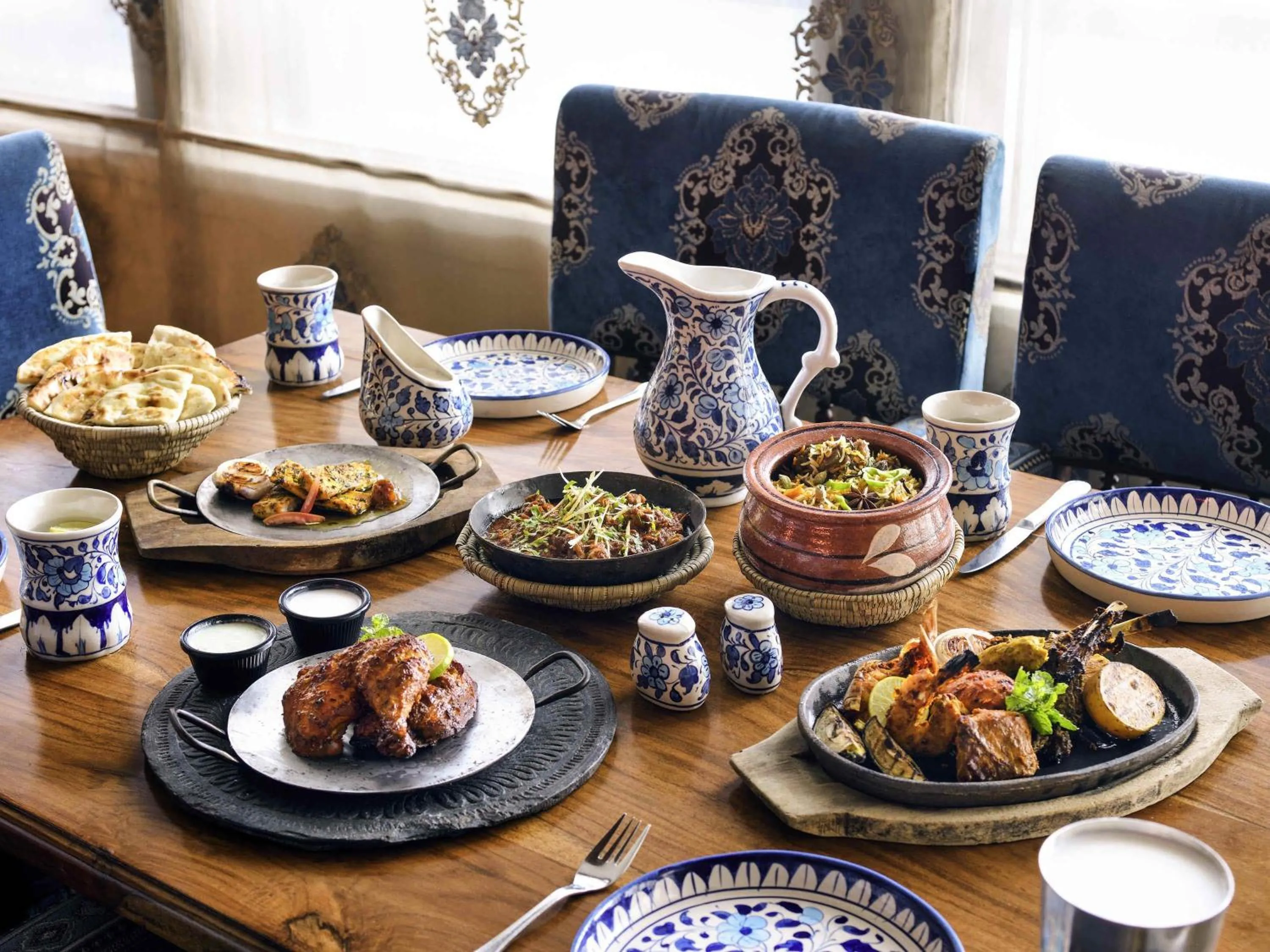 Restaurant/places to eat in Mövenpick Hotel Karachi