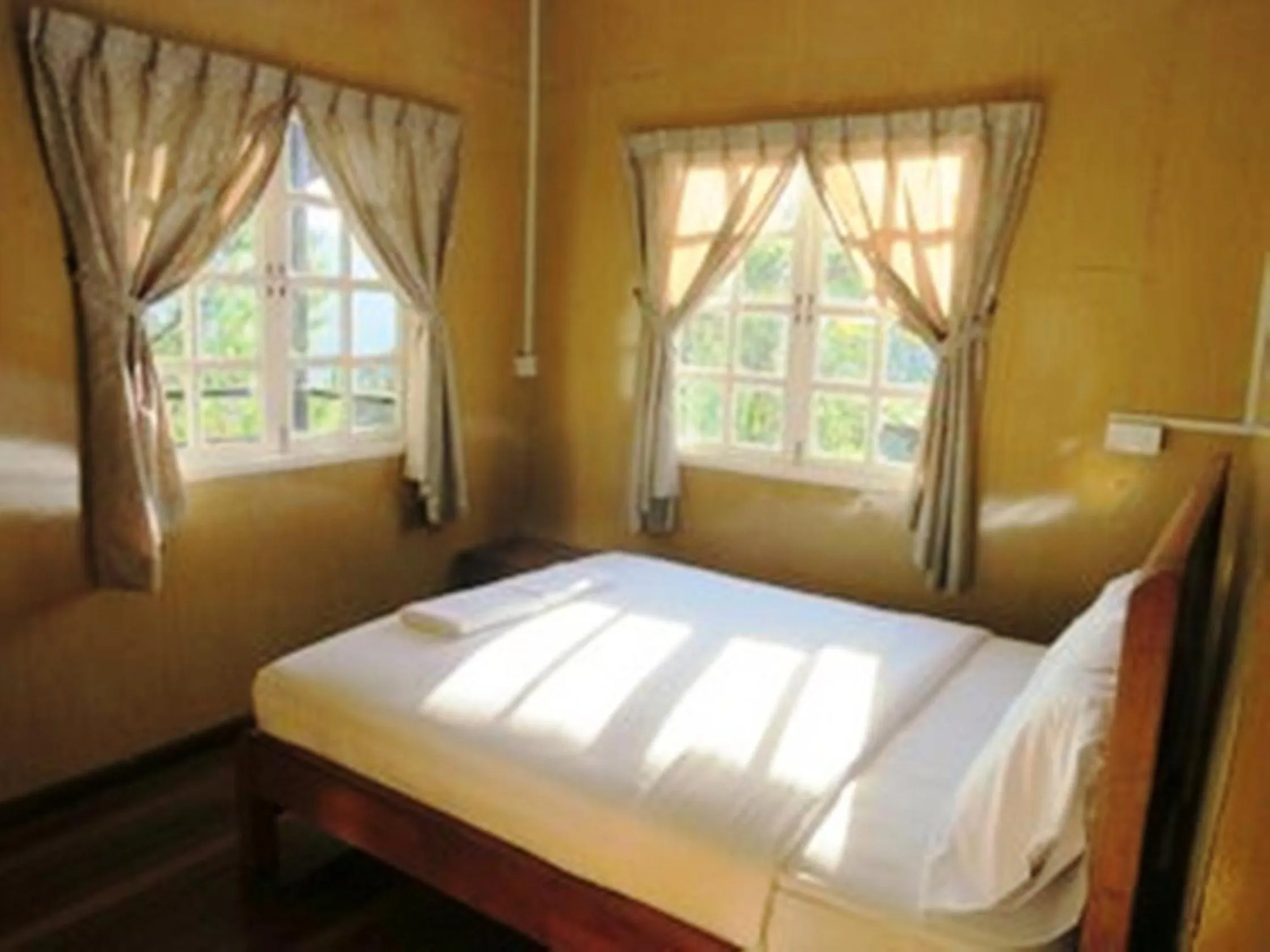 Bedroom, Bed in Mile 36 Lodge