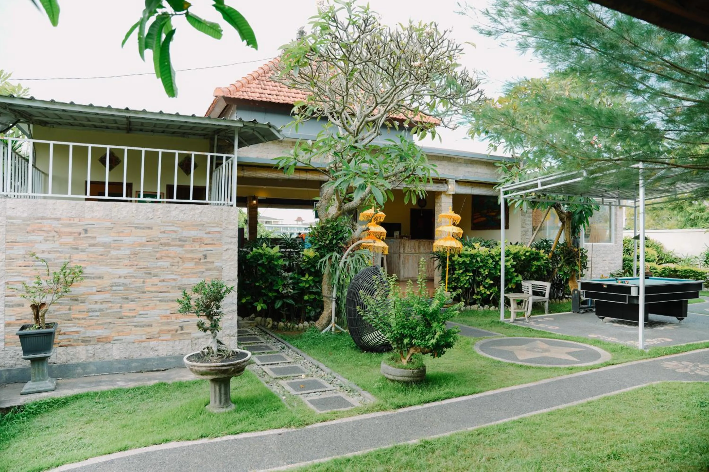 Restaurant/places to eat in Taman Asih Bingin Homestay