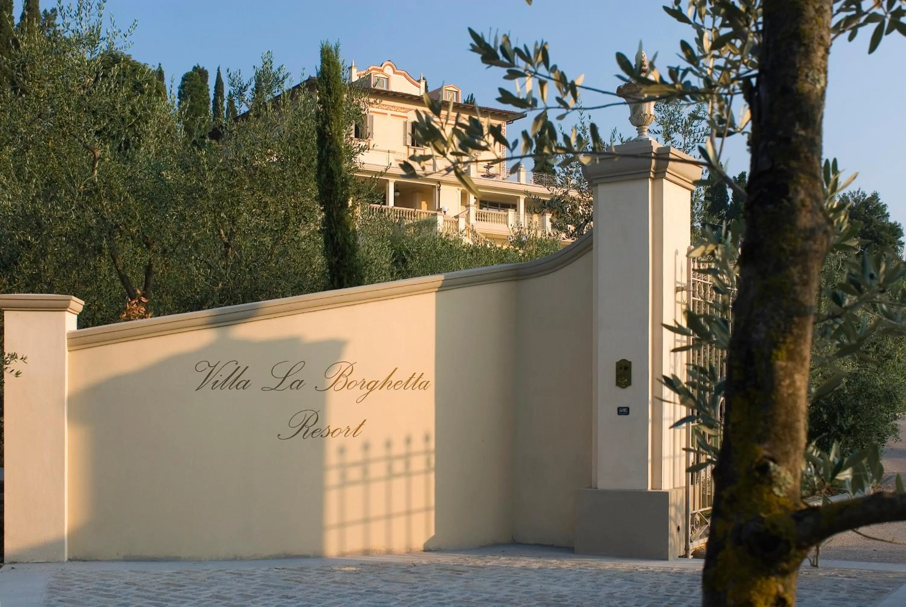 Facade/entrance in Villa la Borghetta Spa Resort