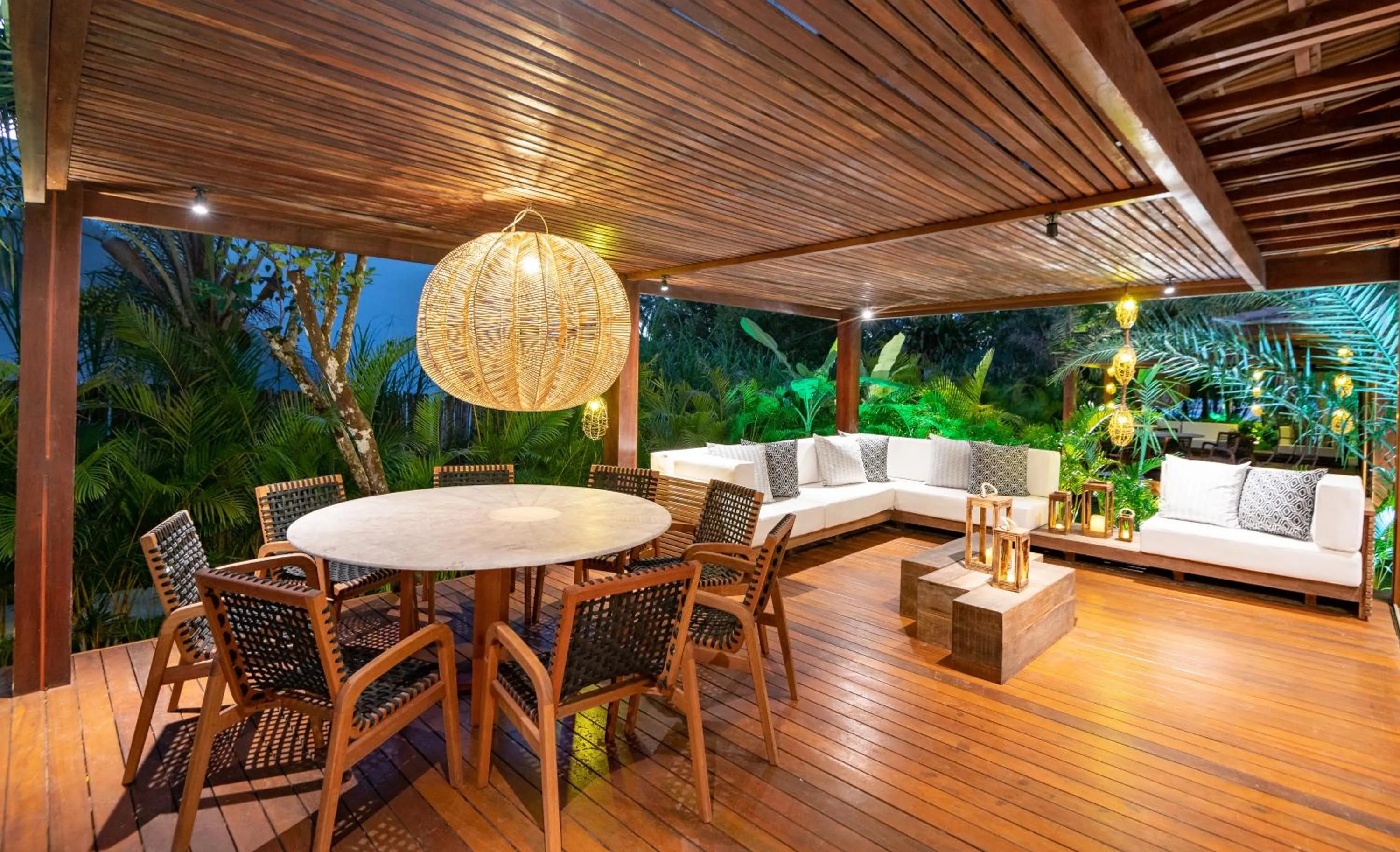 Patio in Colibri Beach Villas