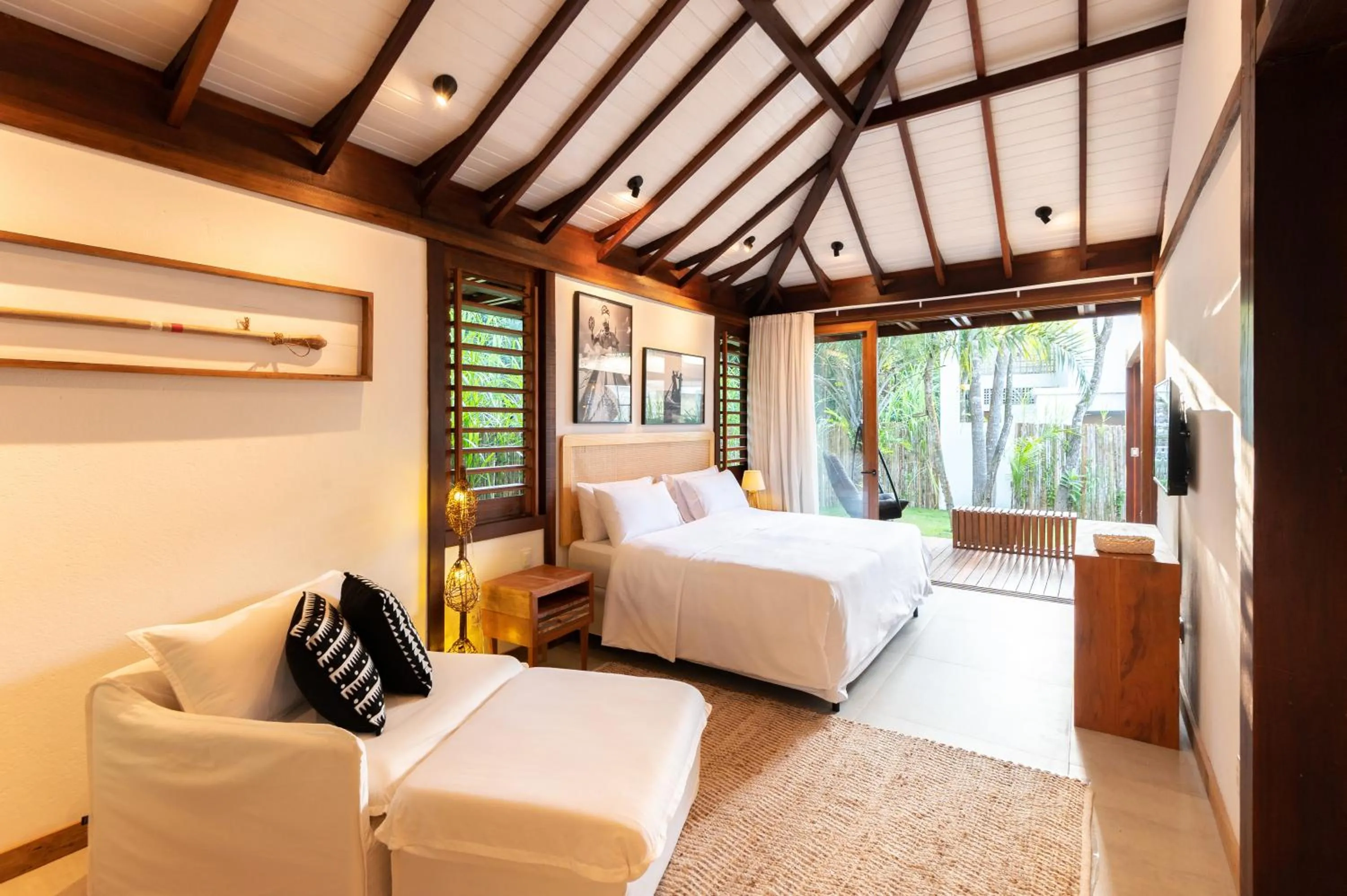 Bed in Colibri Beach Villas