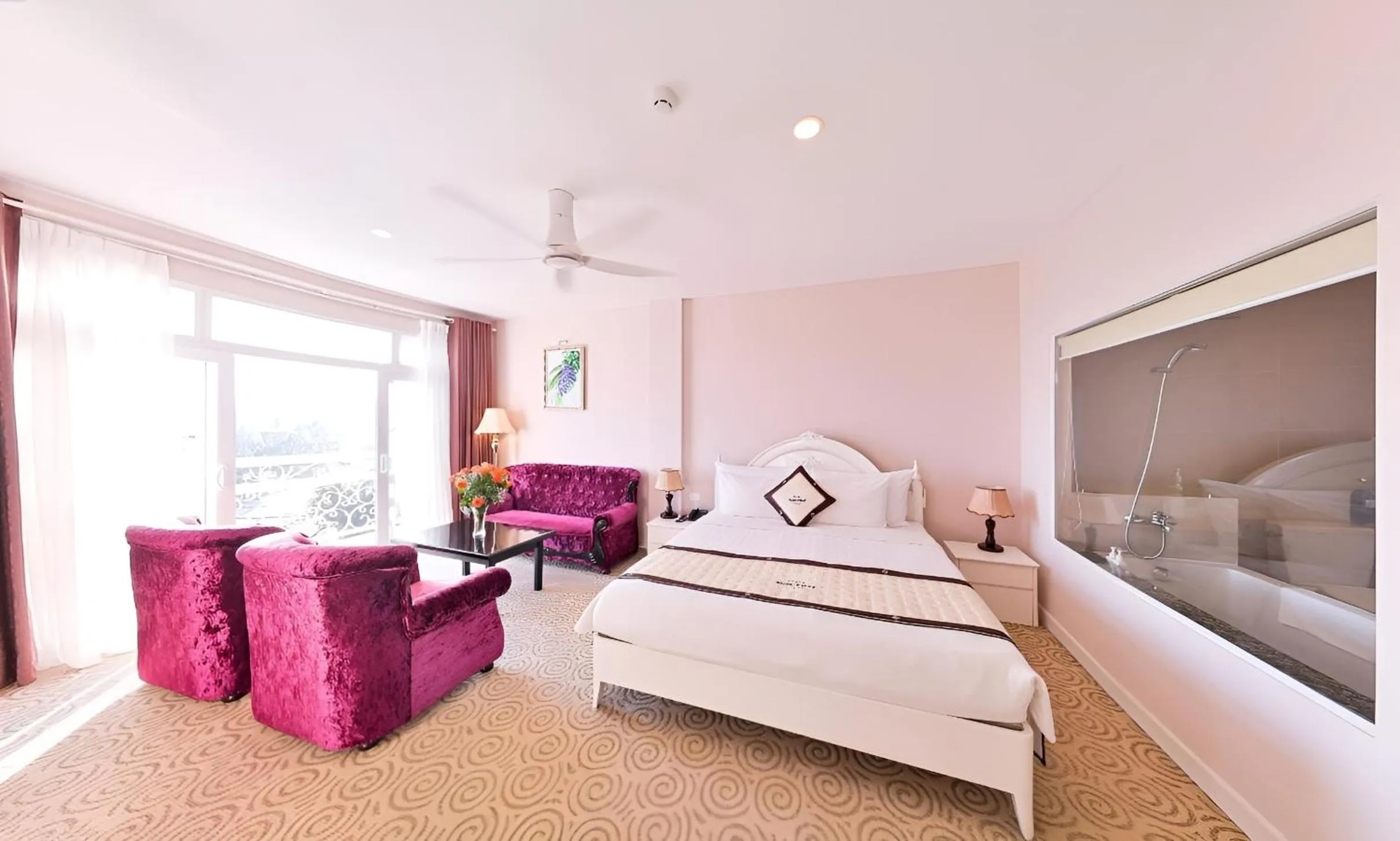 Bed in Ngoc Phat Dalat Hotel