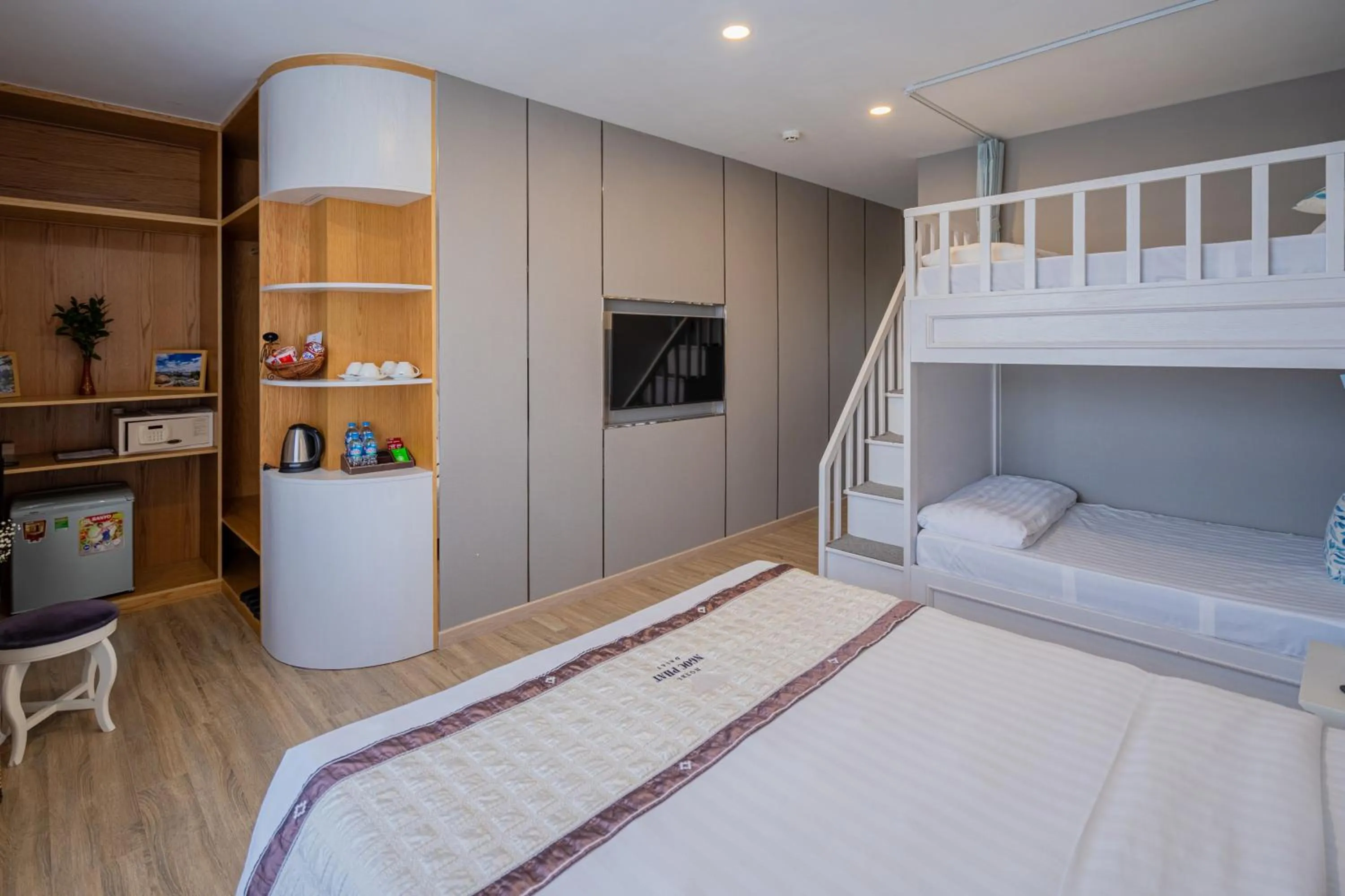 Photo of the whole room, Bed in Ngoc Phat Dalat Hotel