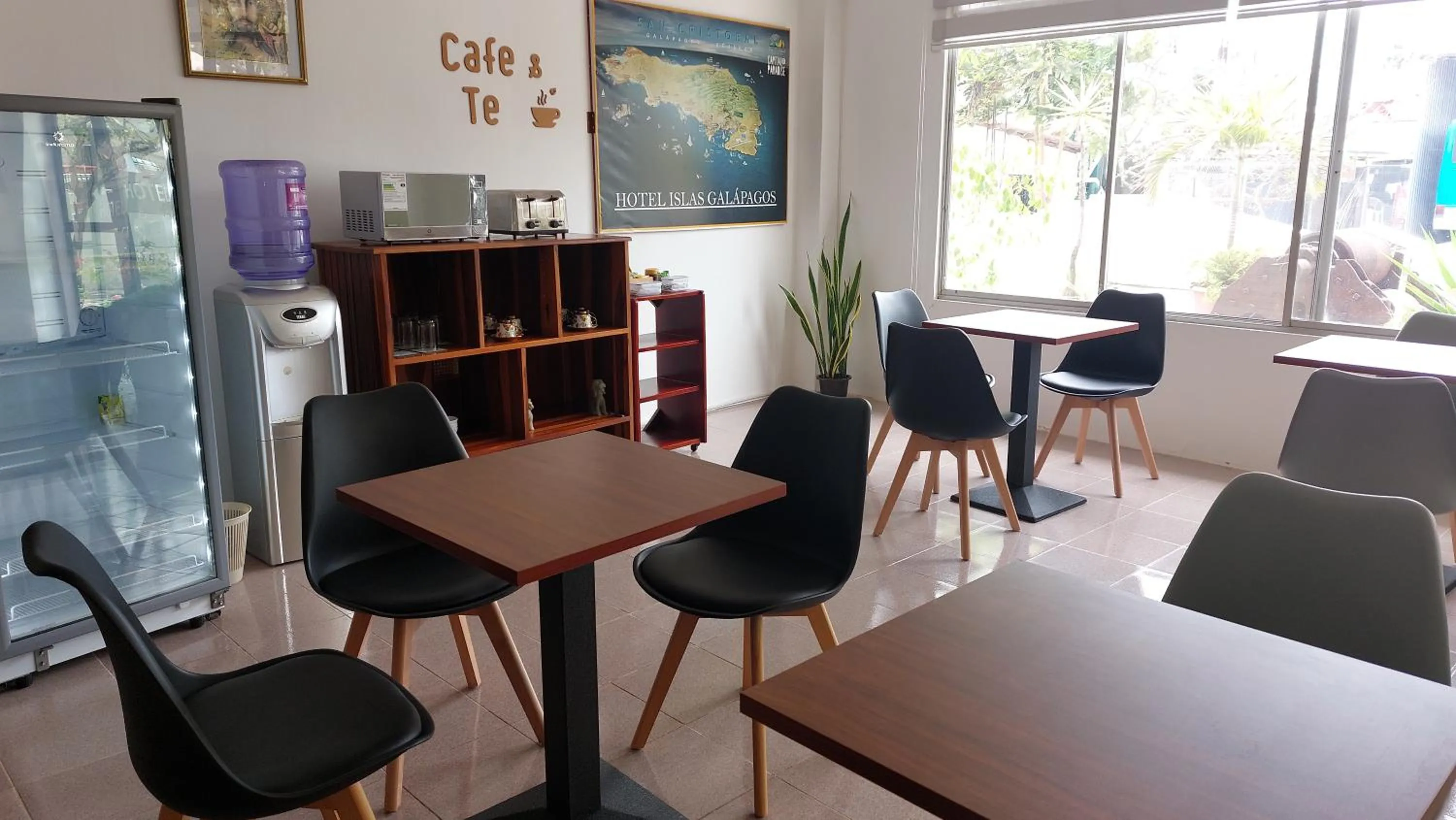 Coffee/tea facilities in Hotel Islas Galapagos