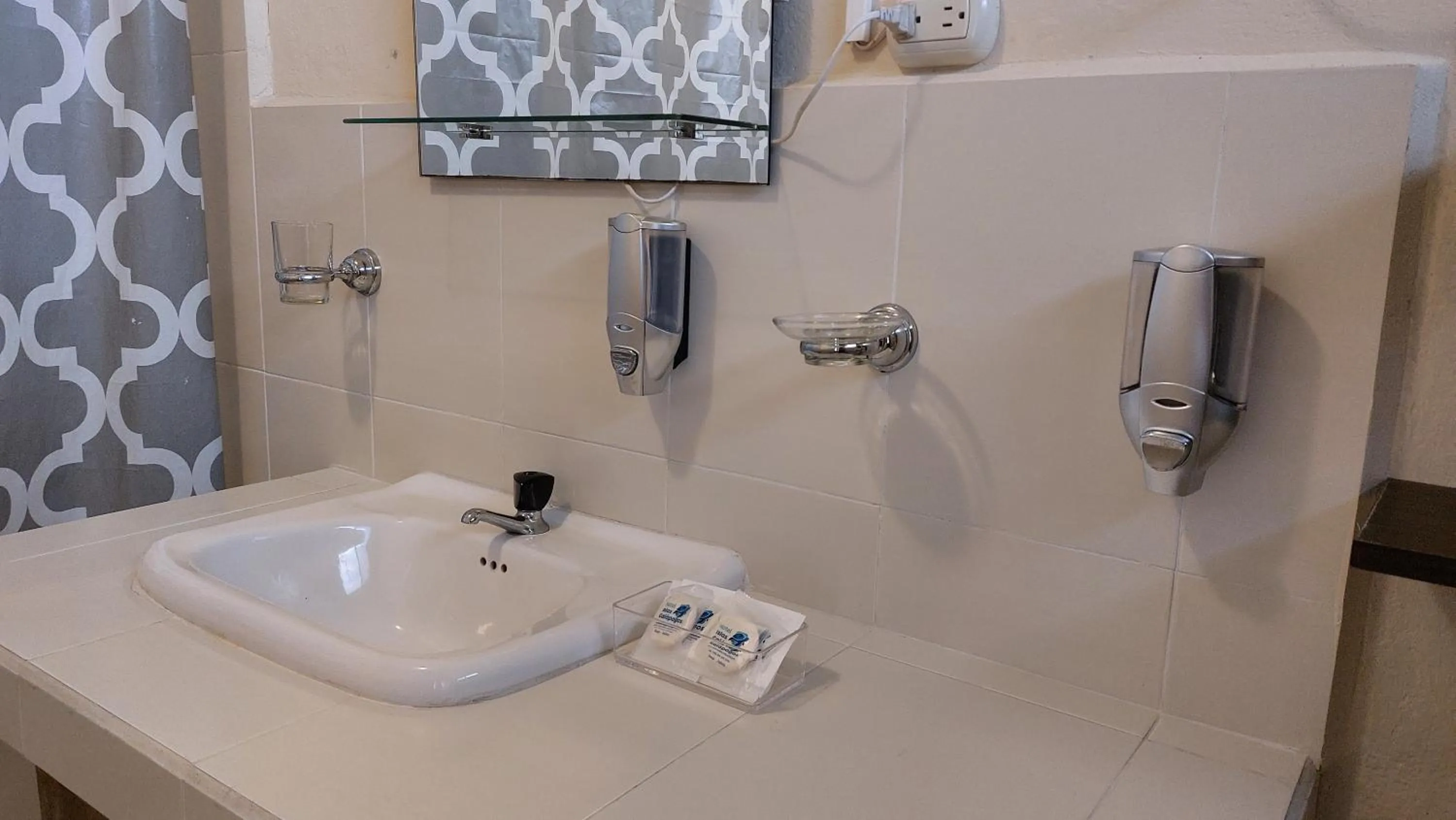 Bathroom in Hotel Islas Galapagos