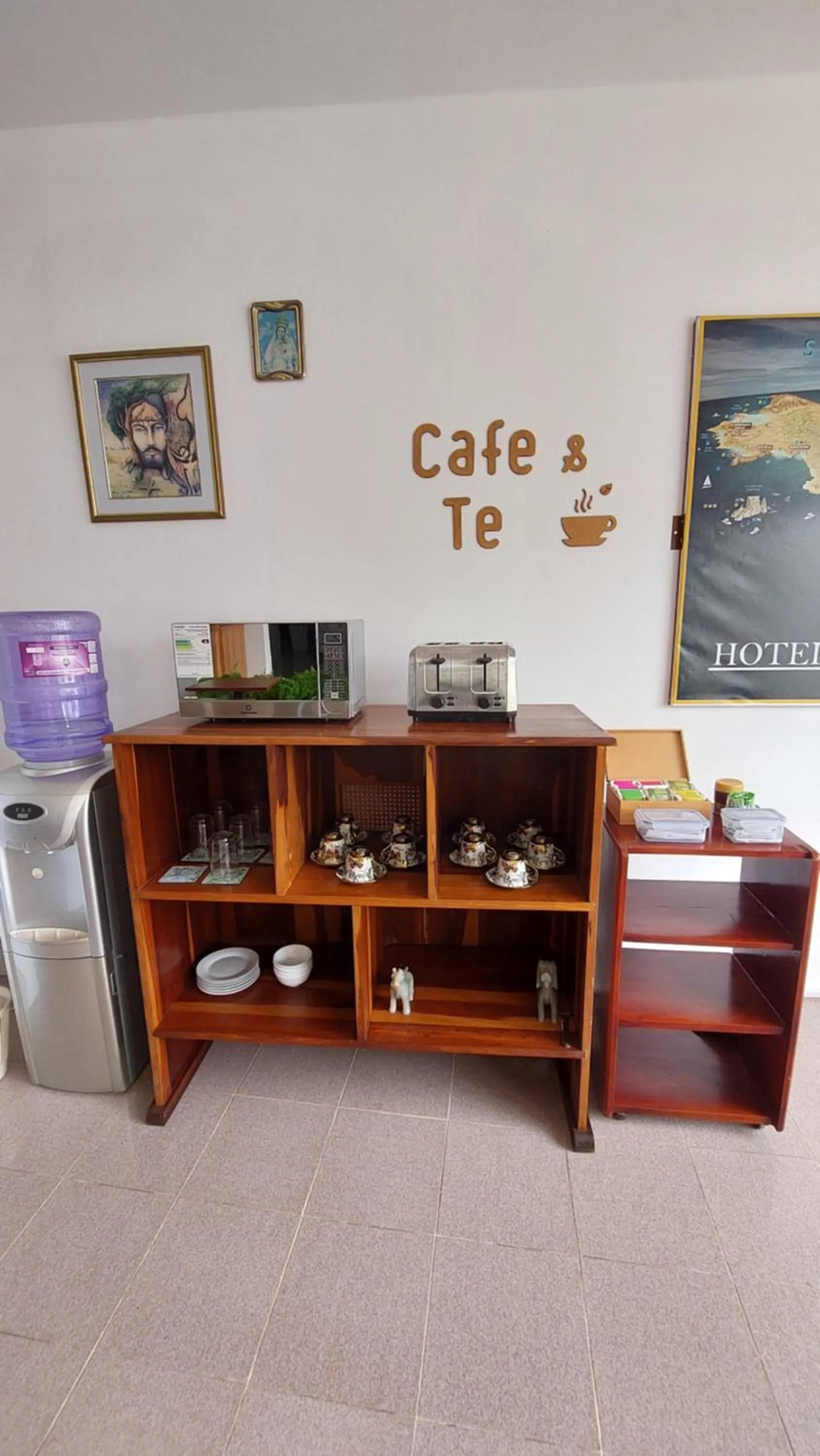 Coffee/tea facilities in Hotel Islas Galapagos