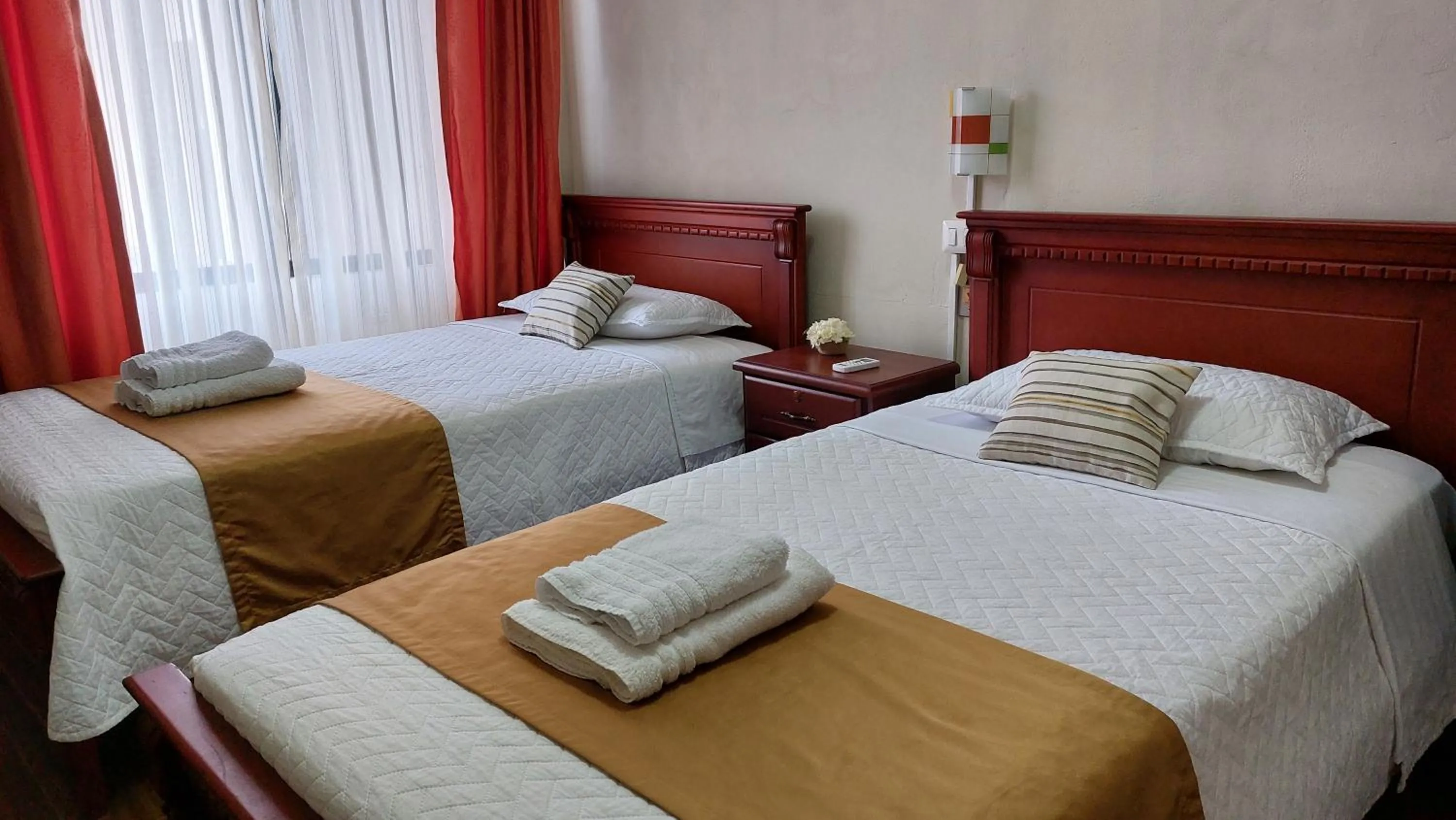 Bed in Hotel Islas Galapagos