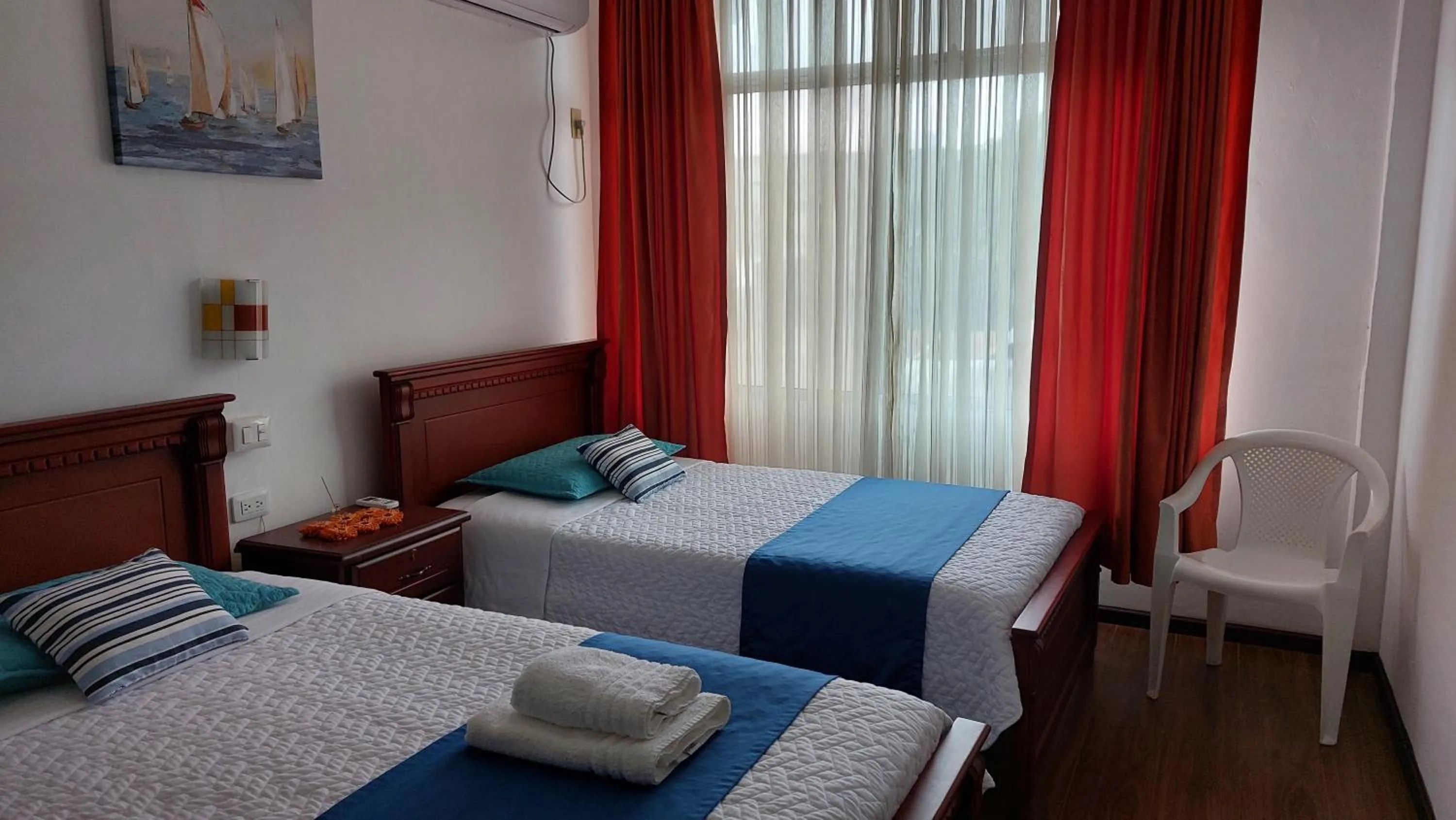 Bedroom, Bed in Hotel Islas Galapagos
