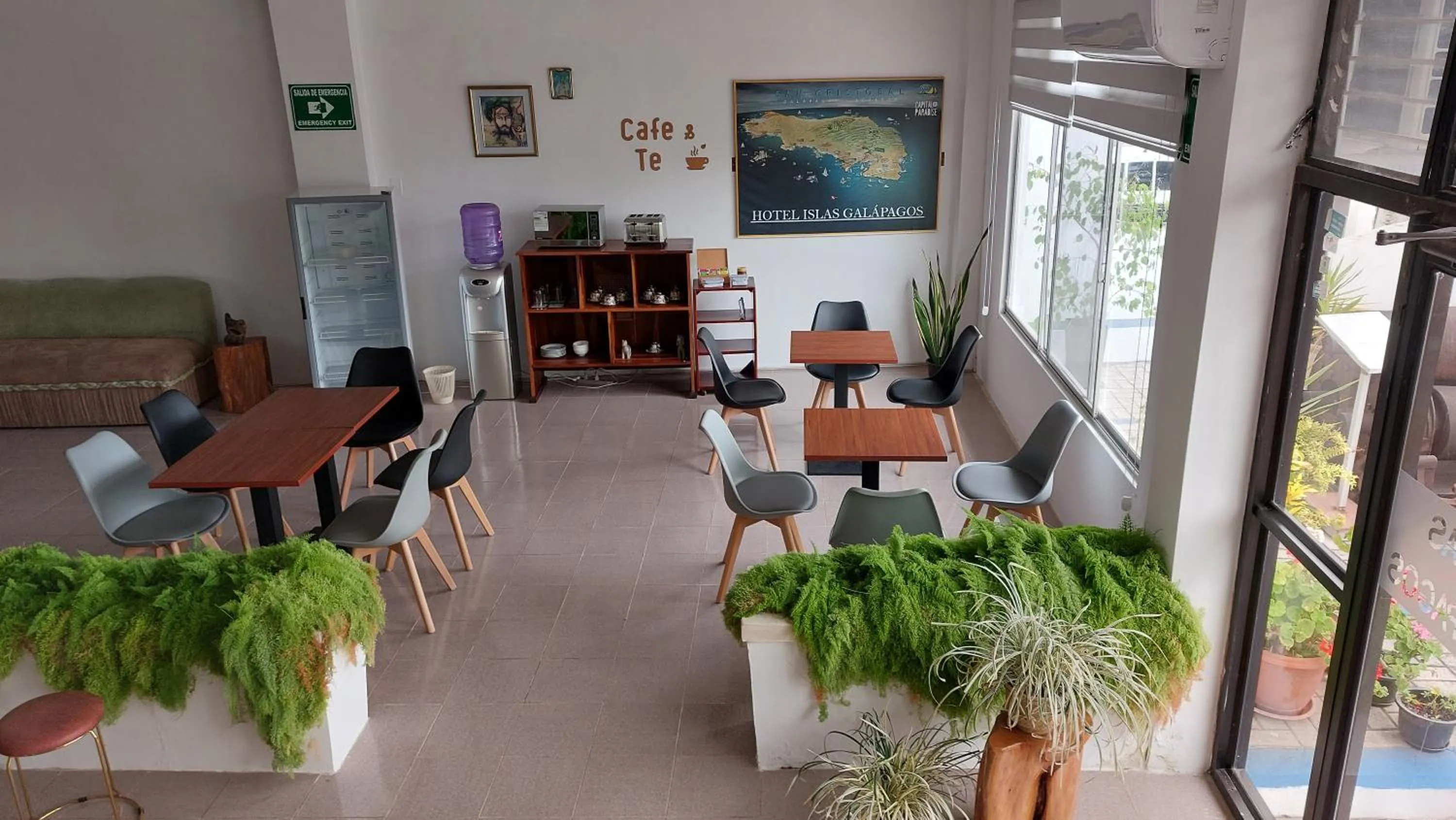 Dining area in Hotel Islas Galapagos