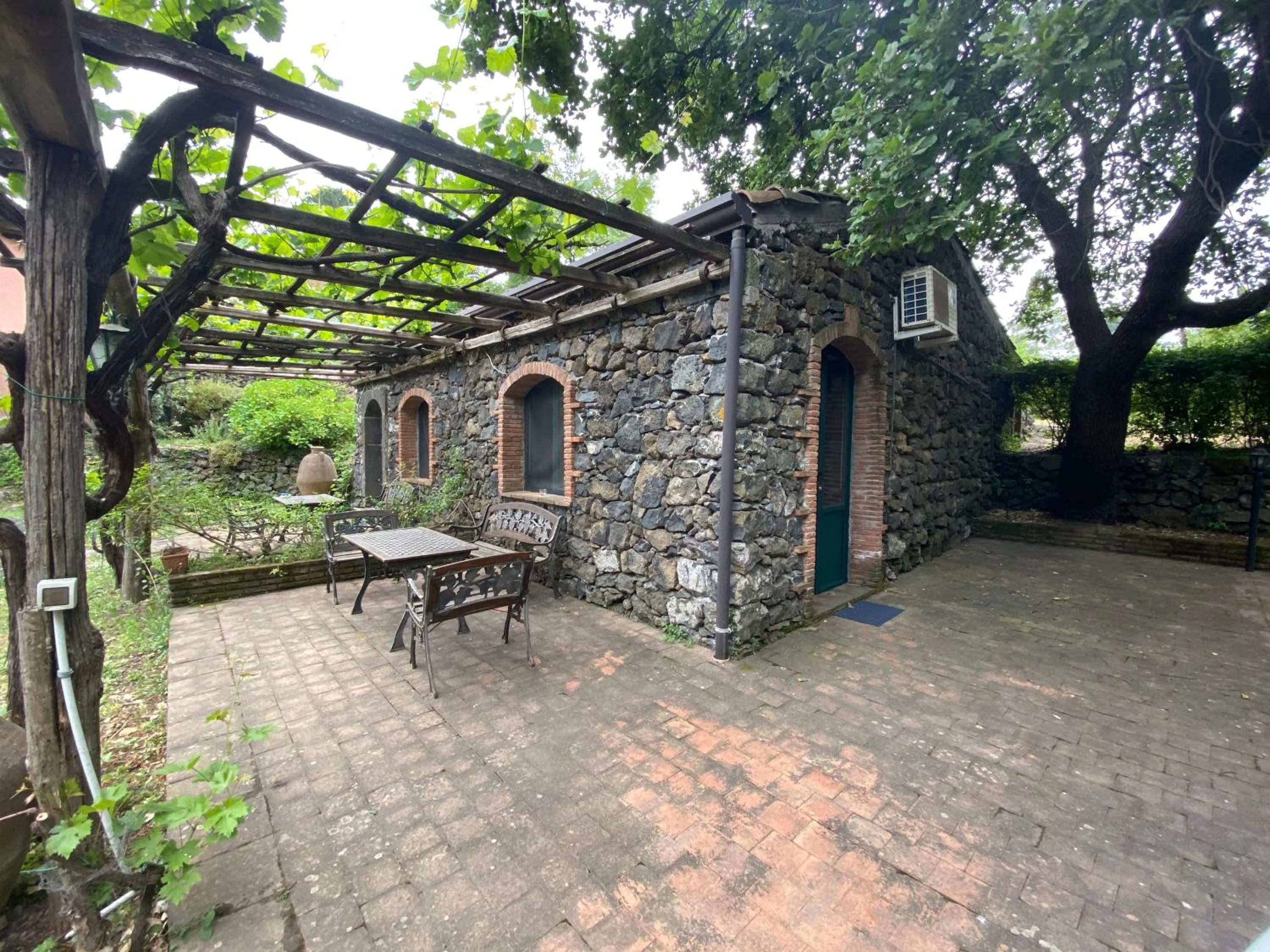 Property building in Bed and Breakfast Il Glicine