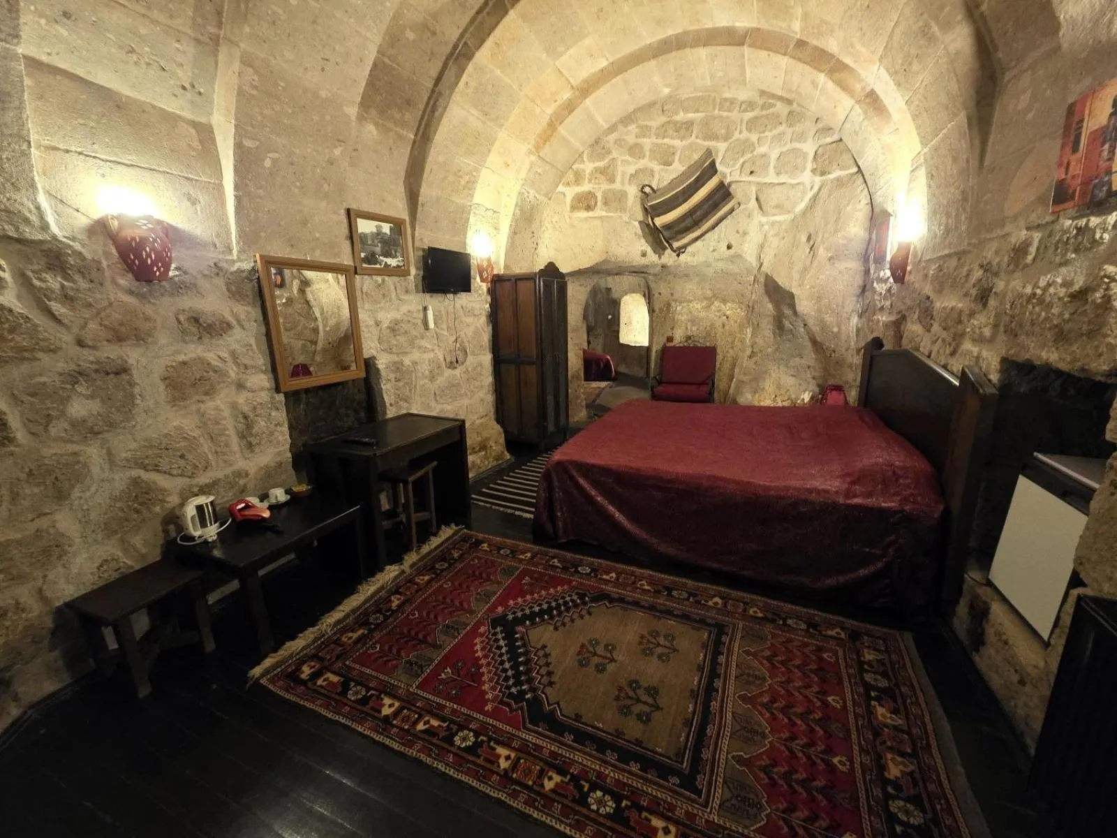 Photo of the whole room, Bed in Kapadokya Ihlara Konakları Otel Antik Konaklar