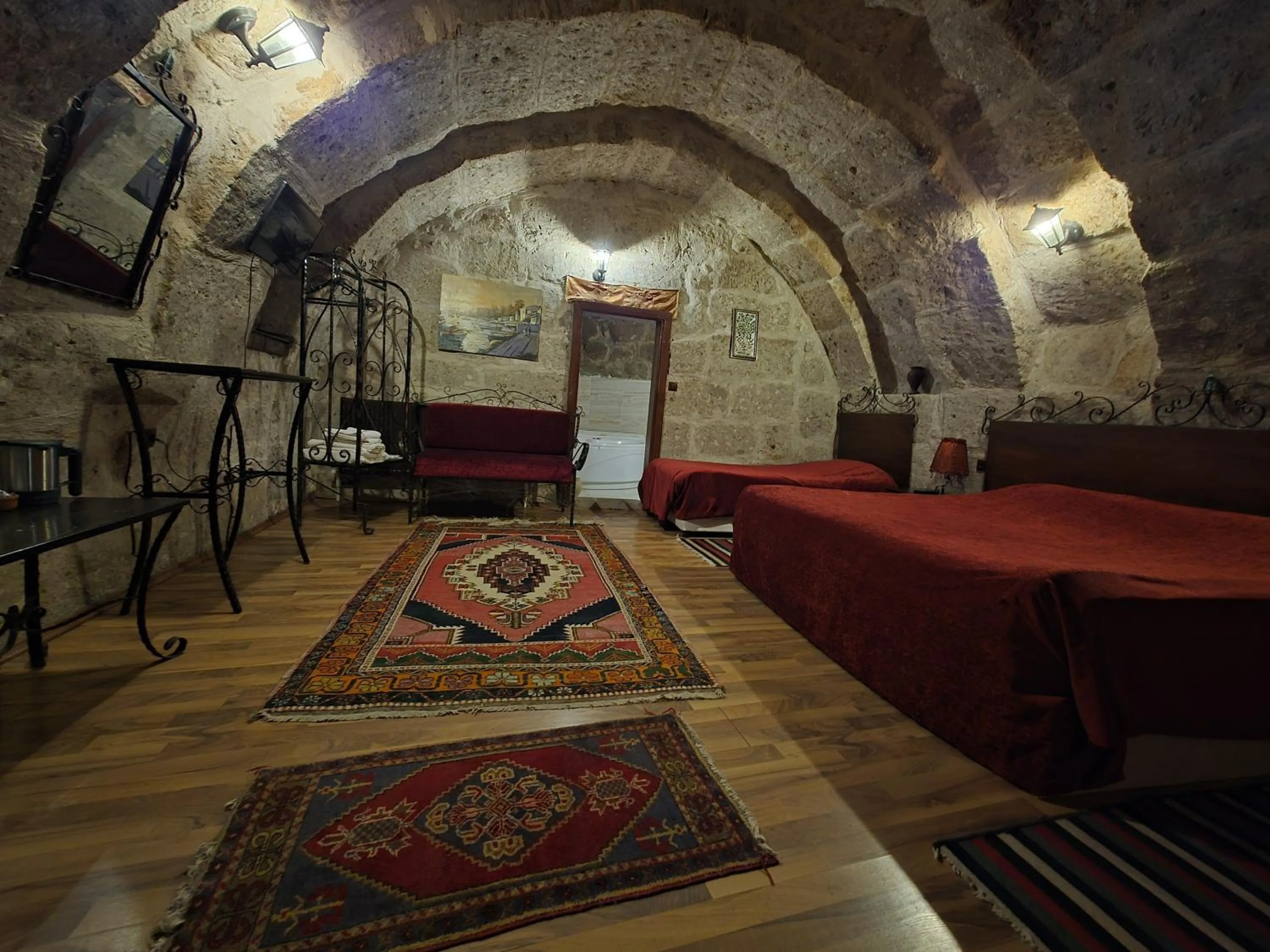 Photo of the whole room in Kapadokya Ihlara Konakları Otel Antik Konaklar