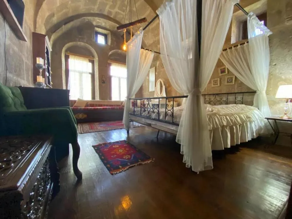 Photo of the whole room, Bed in Kapadokya Ihlara Konakları Otel Antik Konaklar