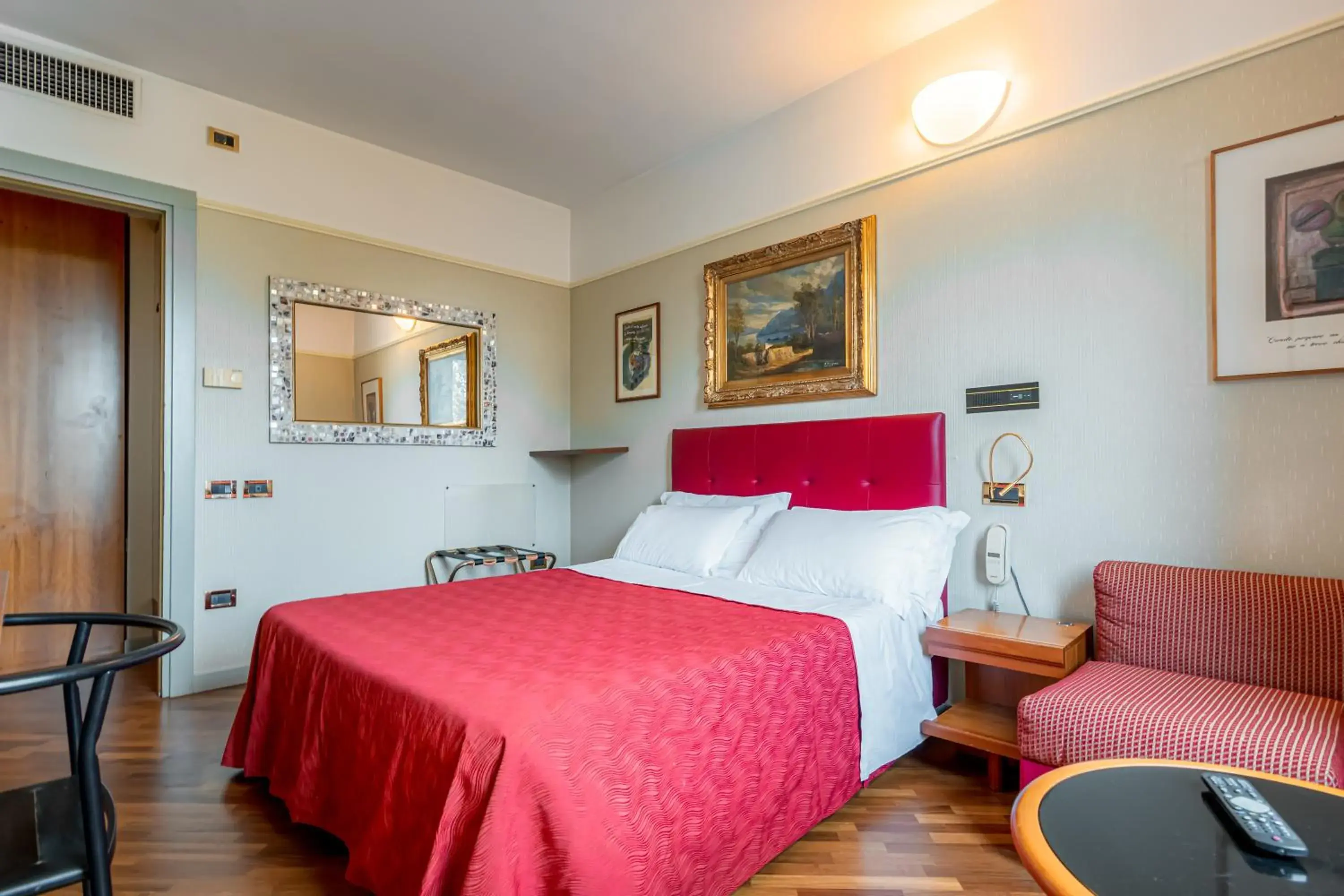 Quadruple Room in Hotel Della Porta Quadruple Room in Hotel Della Porta