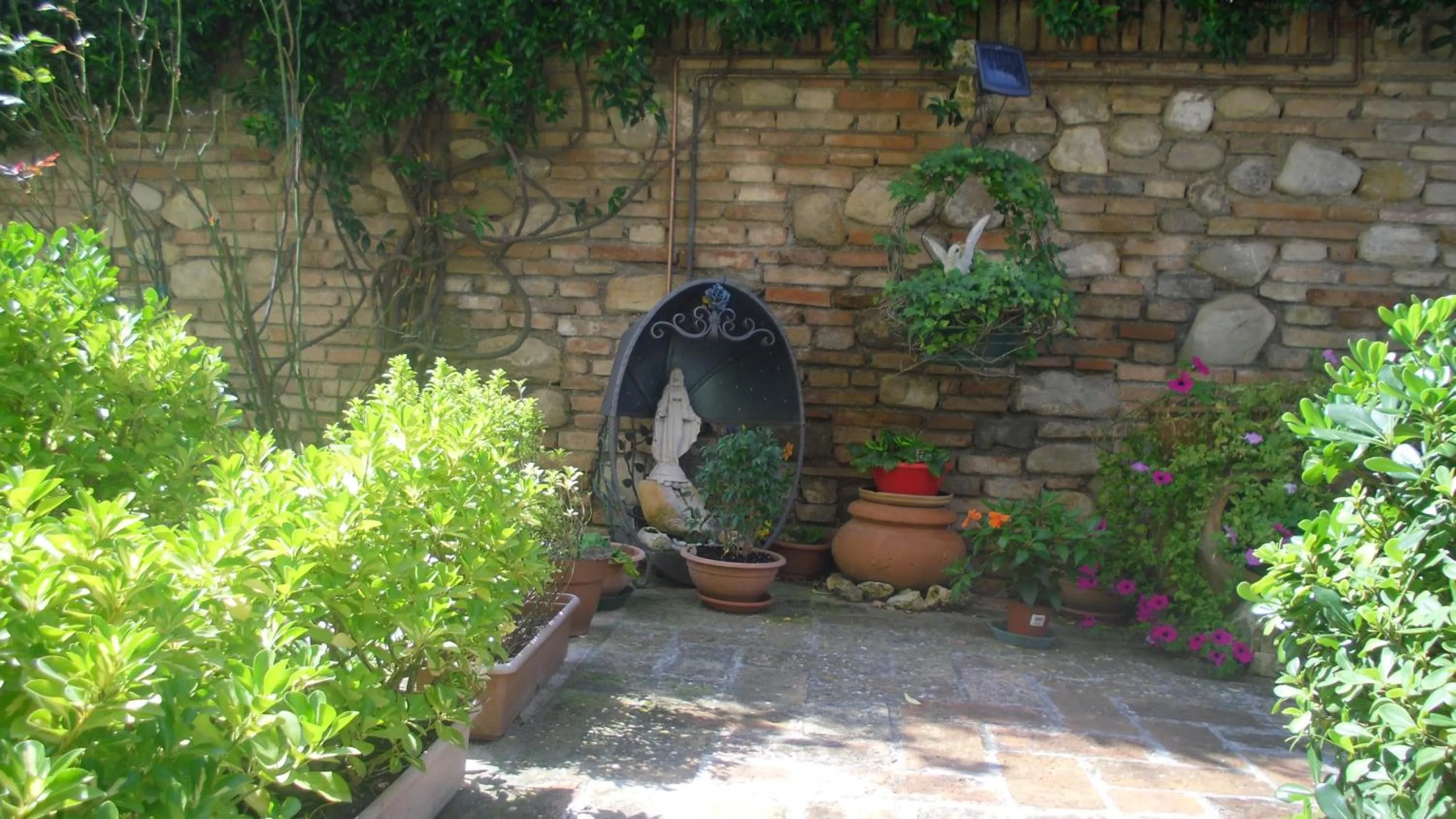 Garden in Hotel Della Porta