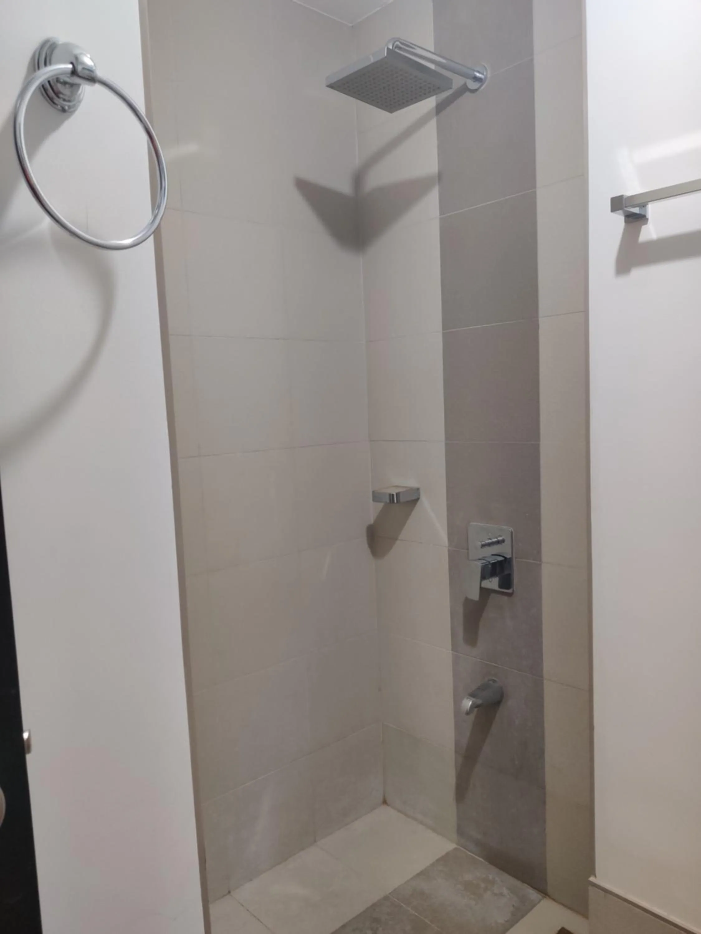 Bathroom in Abreeza Condo T2-2820