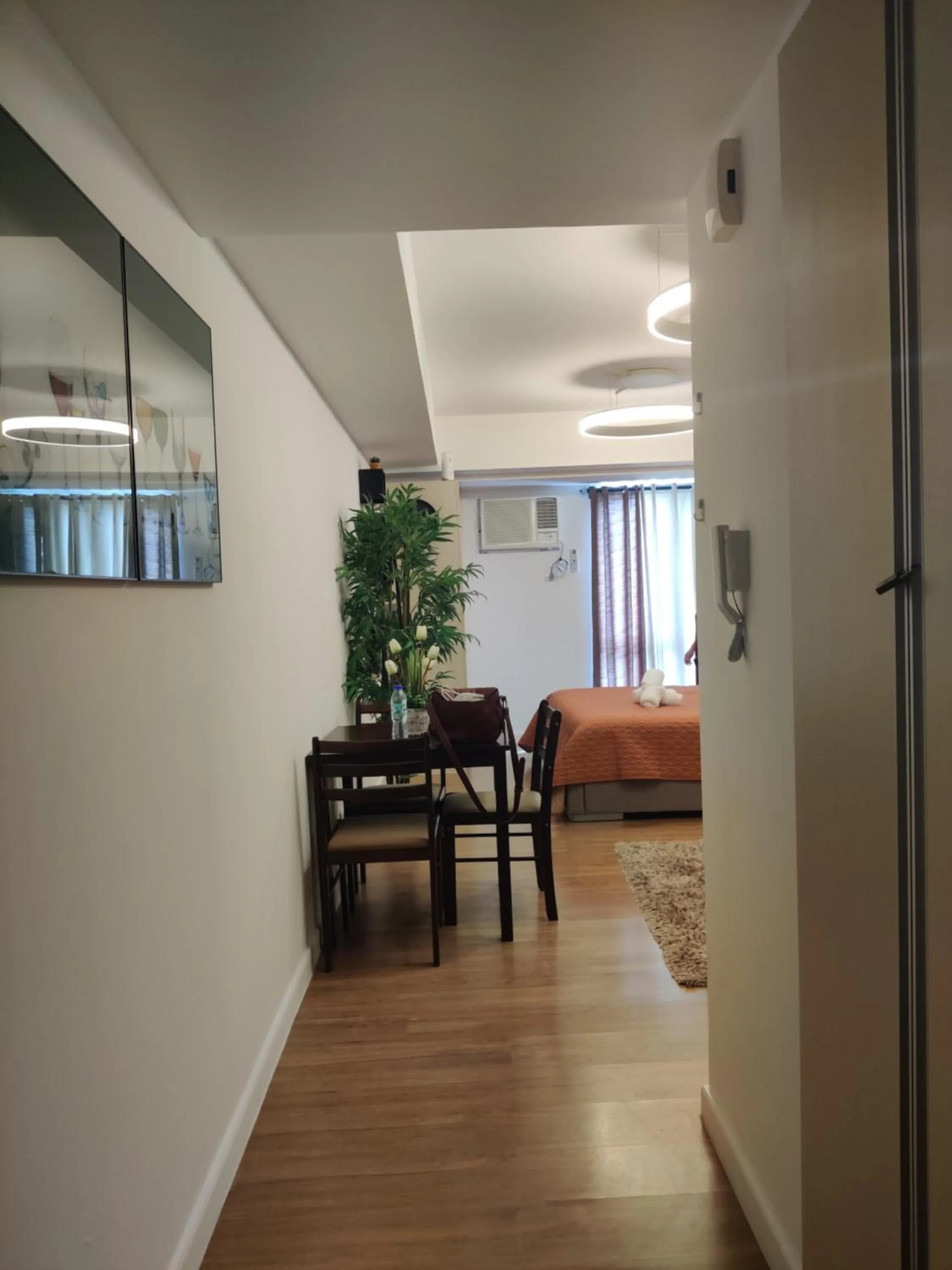 Seating area, Bed in Abreeza Condo T2-2820