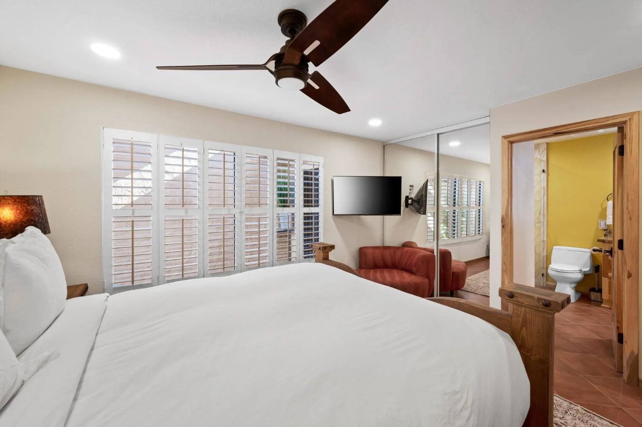 Bed in Spectacular condo with private golf privileges includes golf cart on Monterey Country Club !!