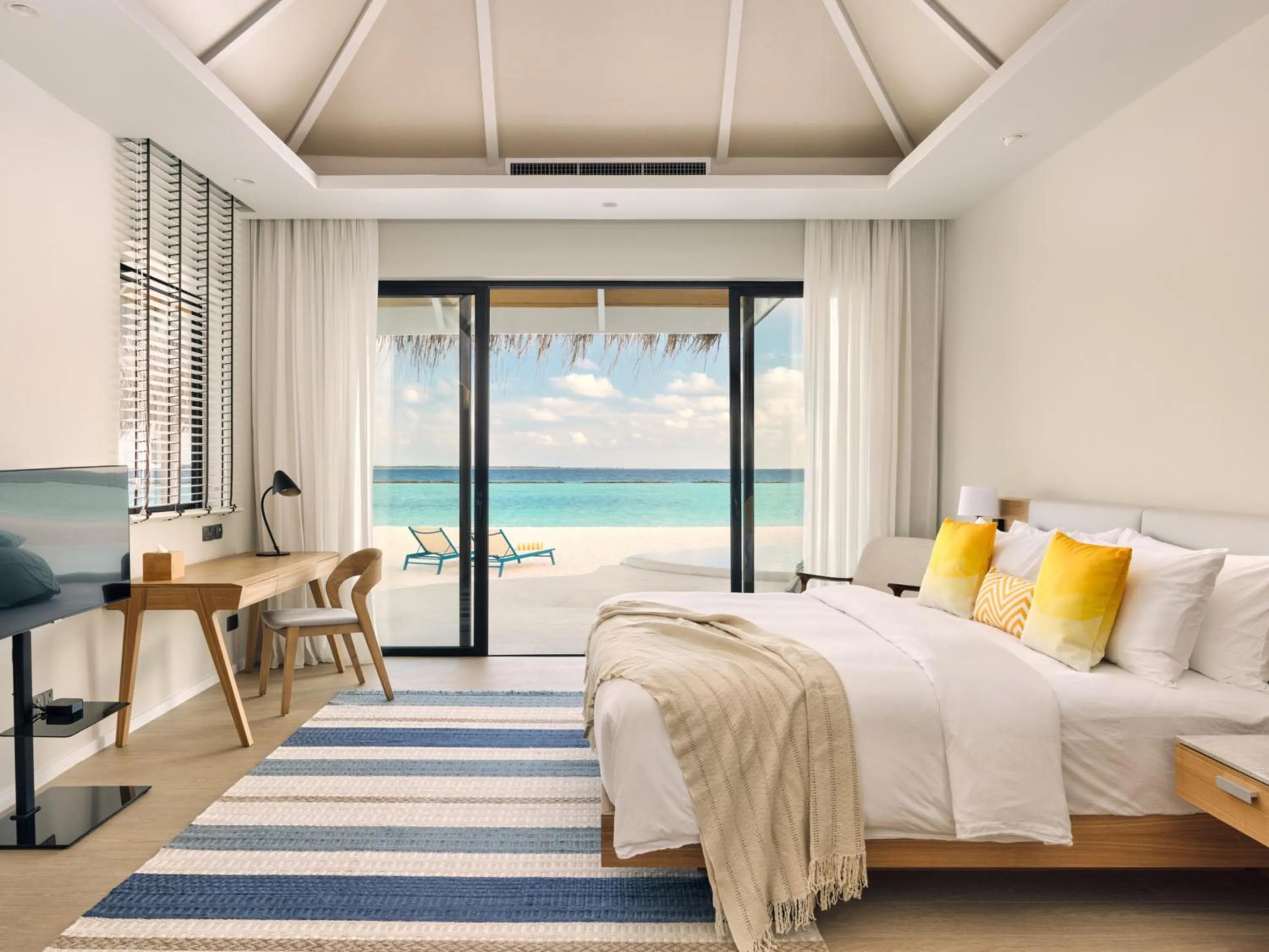 Bedroom, Bed in Nova Maldives