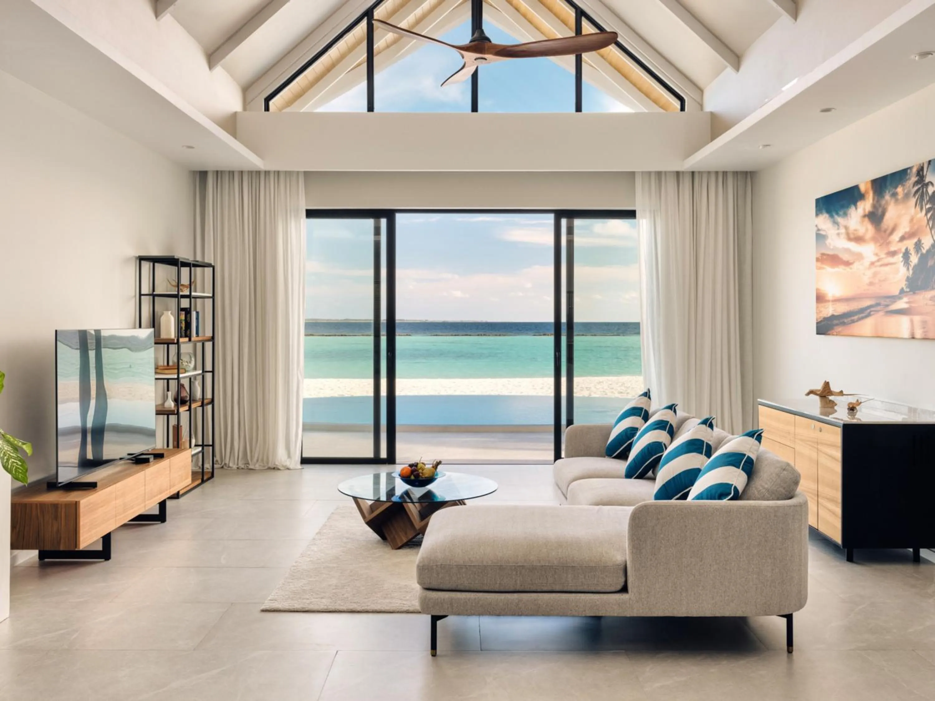 TV and multimedia in Nova Maldives