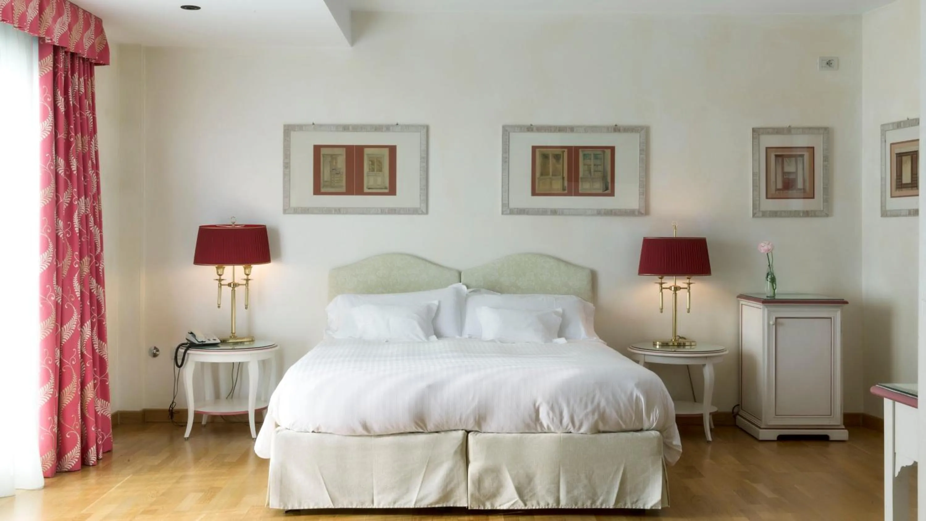 Day, Bed in Hotel Rivalago