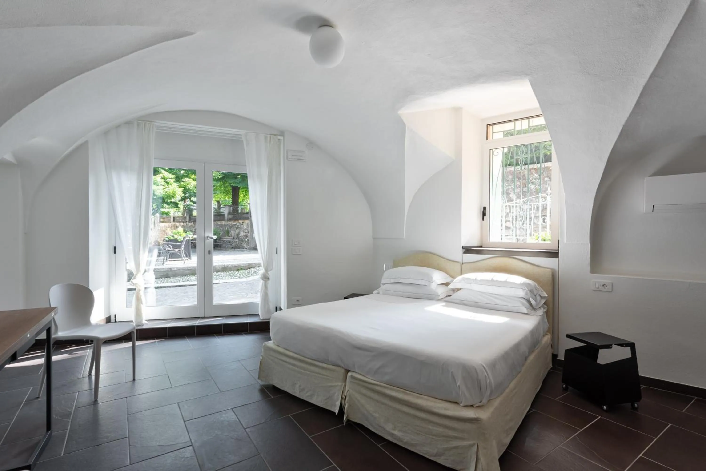 Bed in Hotel Rivalago