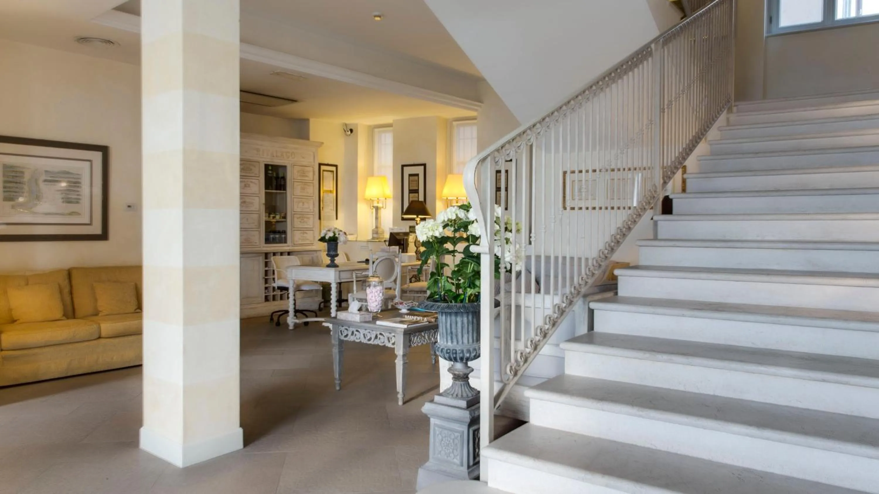 Decorative detail in Hotel Rivalago