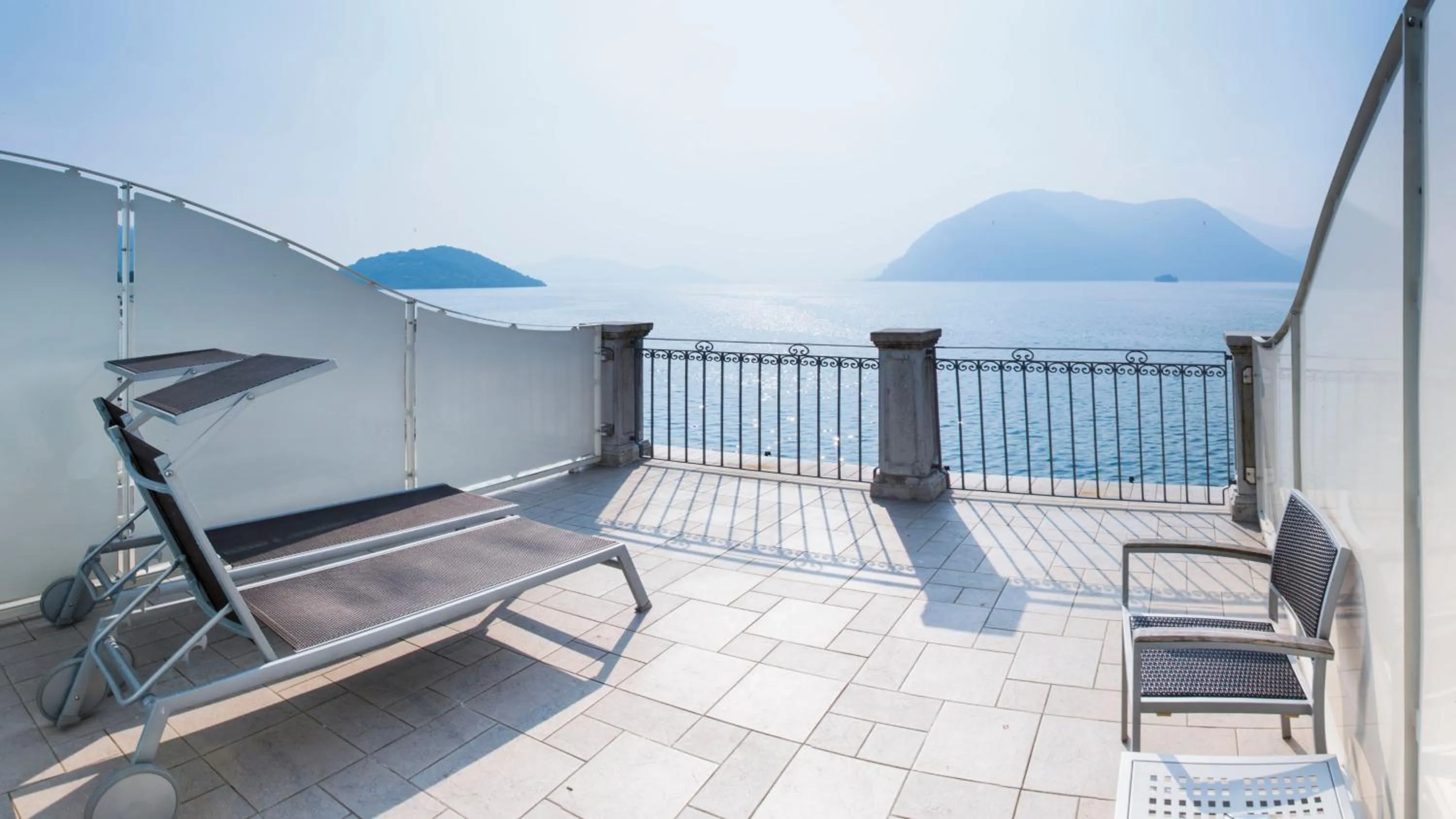 Day in Hotel Rivalago