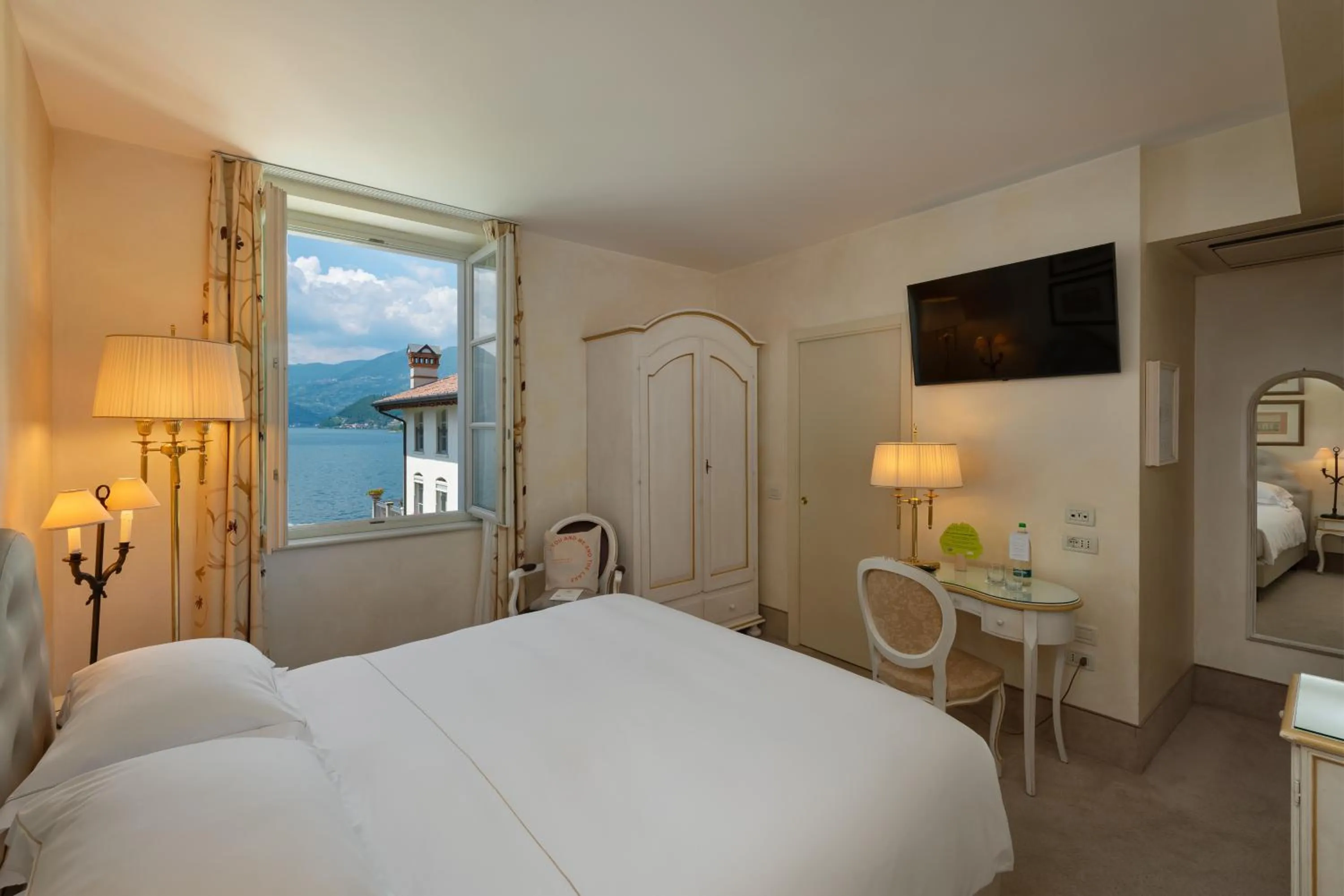 Bed in Hotel Rivalago