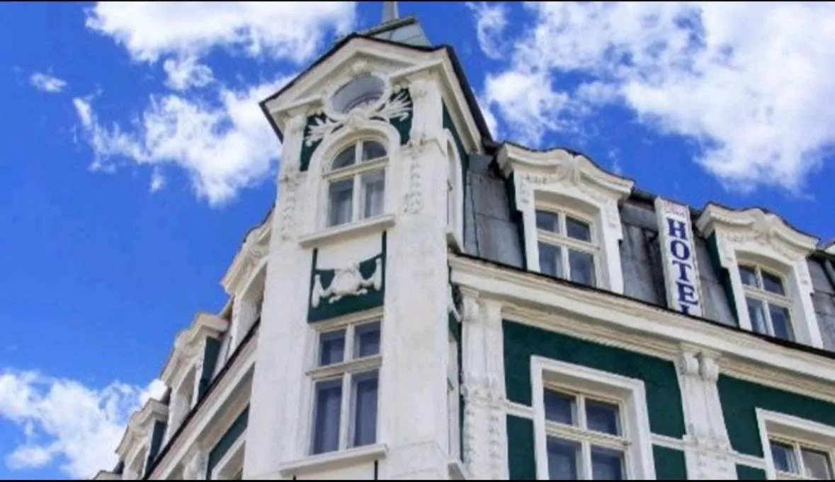 Property building in Hotello