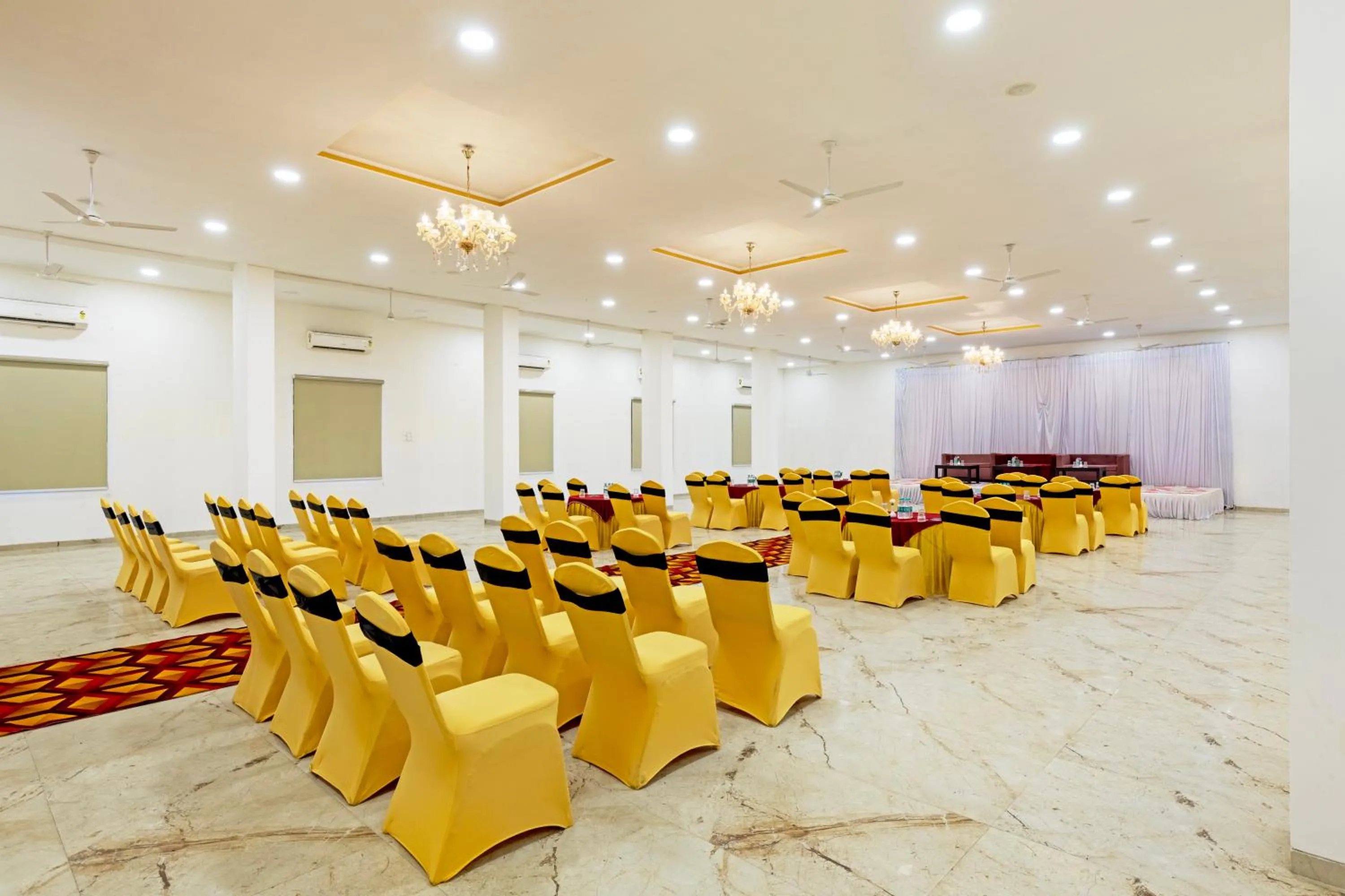 Banquet/Function facilities in Sun Stone Hotel & Club - Jawai