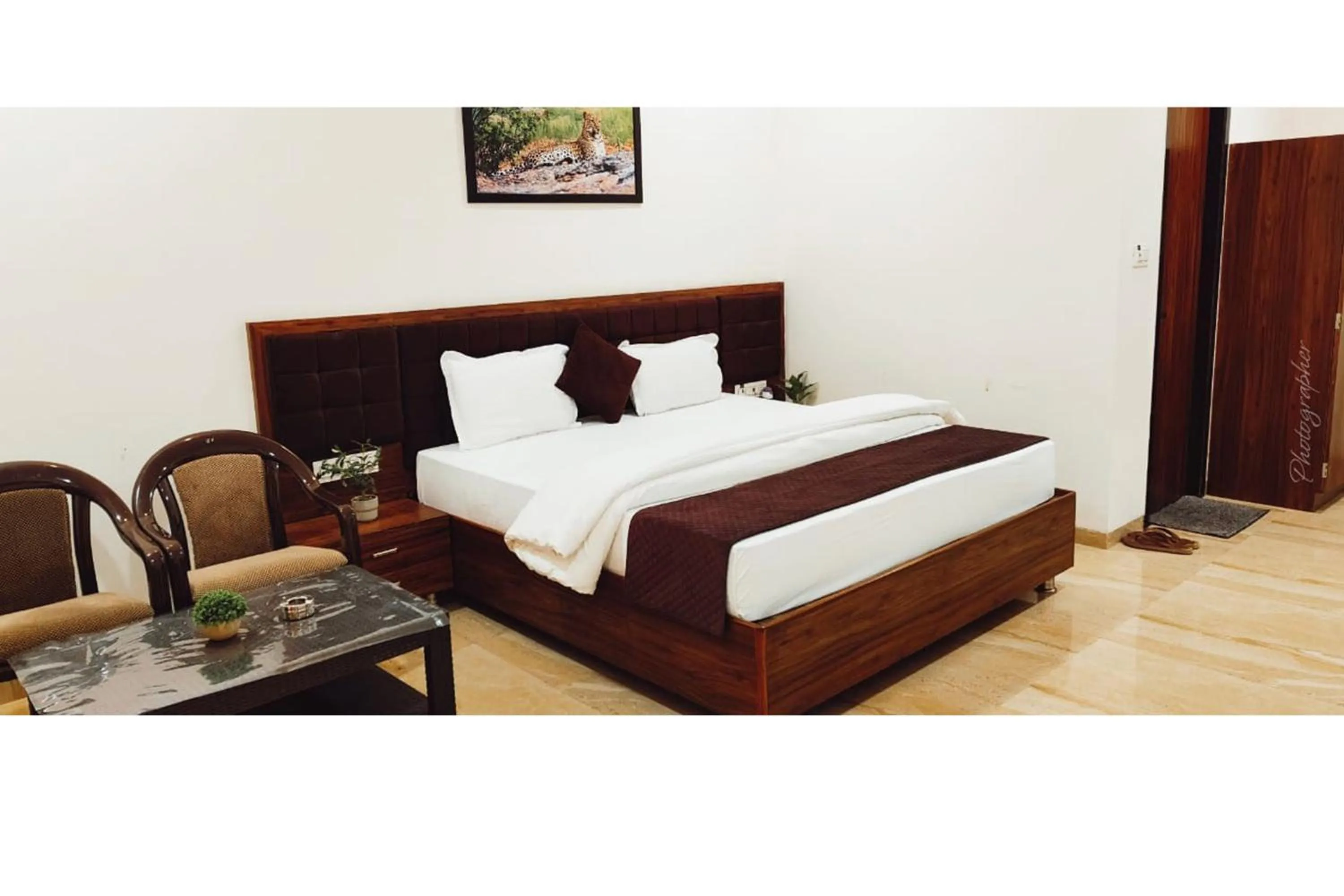 Bedroom in Sun Stone Hotel & Club - Jawai