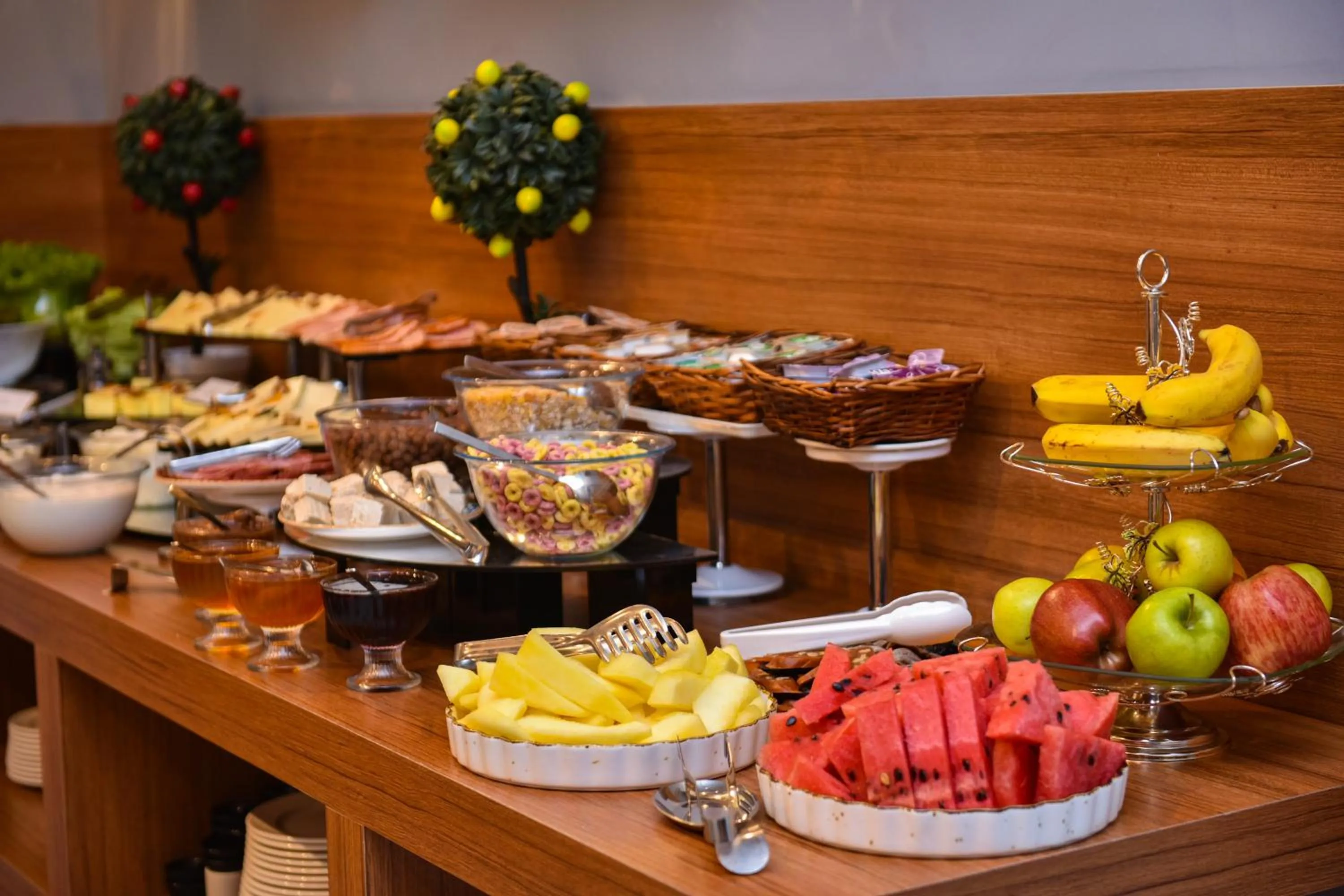 Breakfast in Hotel Monarch