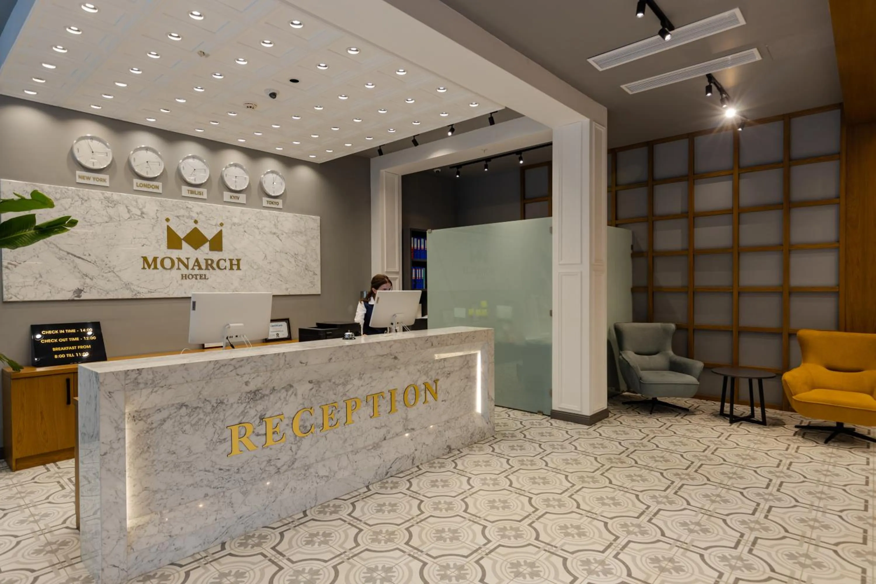 Lobby or reception in Hotel Monarch