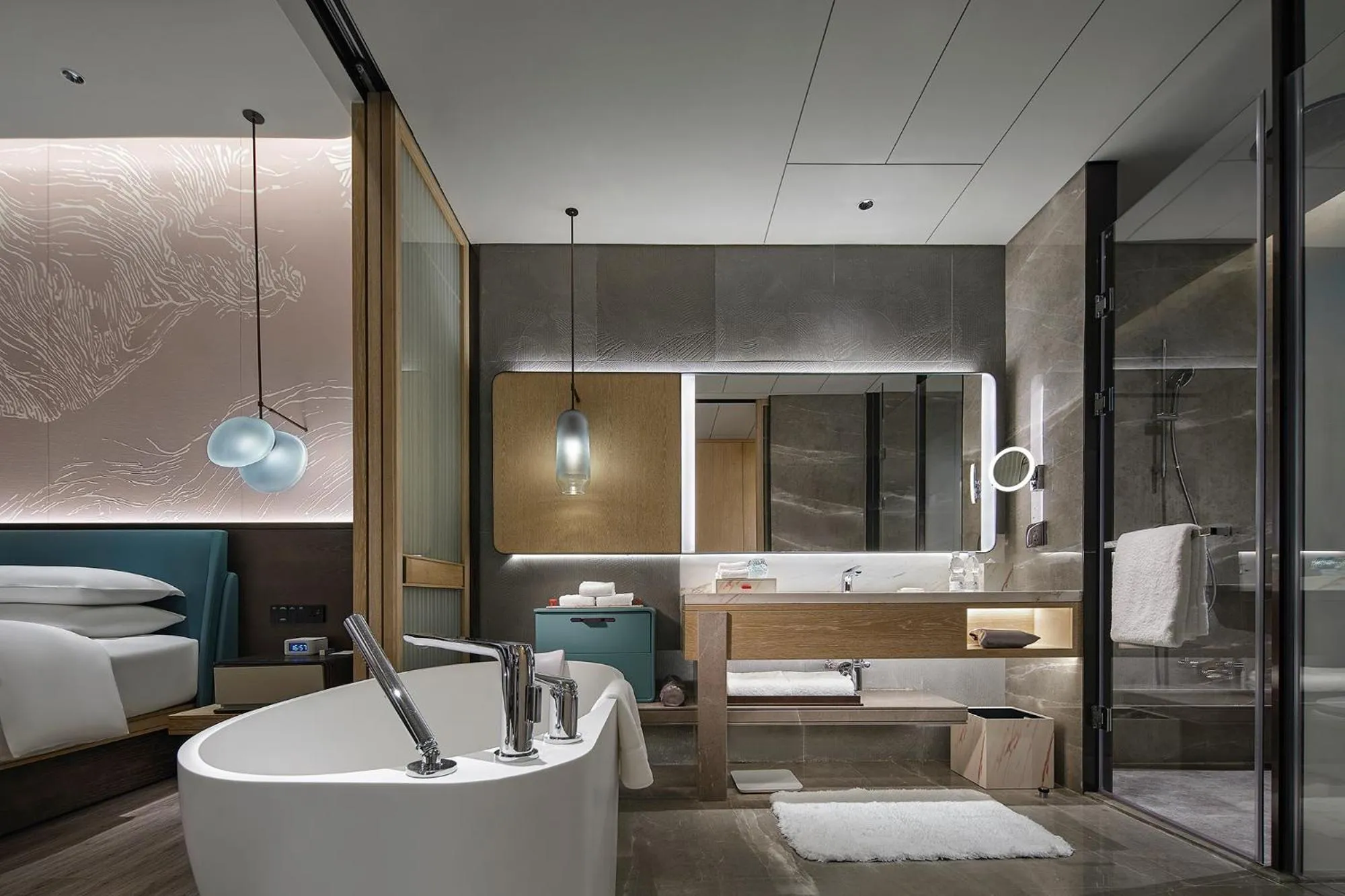 Toilet, Bed in Qinhuangdao Marriott Resort