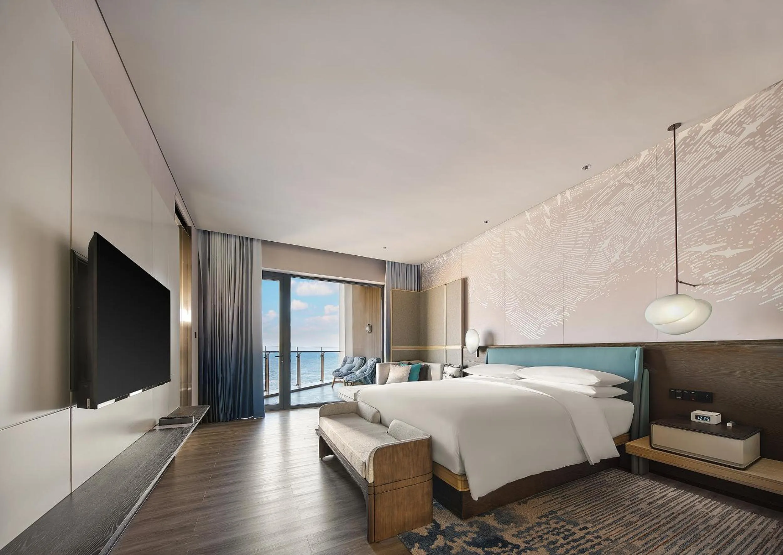 Bedroom, Bed in Qinhuangdao Marriott Resort