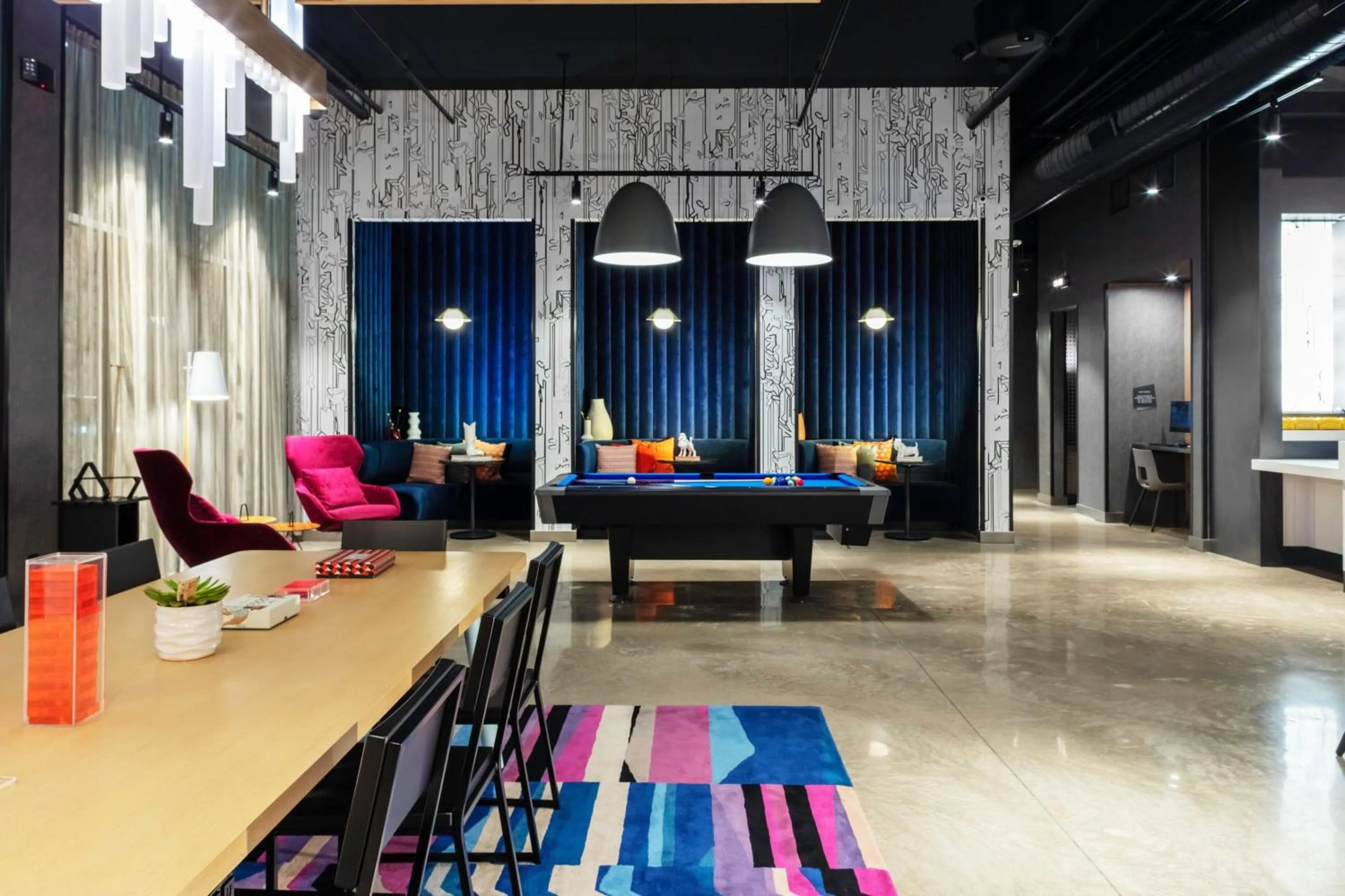 Swimming pool in Aloft Dallas Arlington South