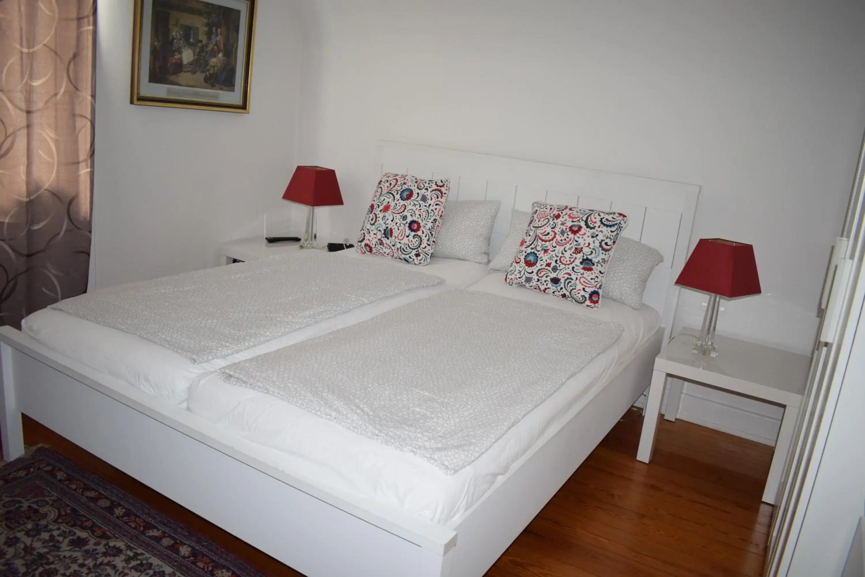 Standard Double Room with Balcony in Privatzimmer Hamburg Alsterdorf Standard Double Room with Balcony in Privatzimmer Hamburg Alsterdorf